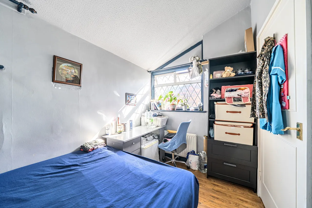 Brickett Close, Ruislip, HA4, photo 16