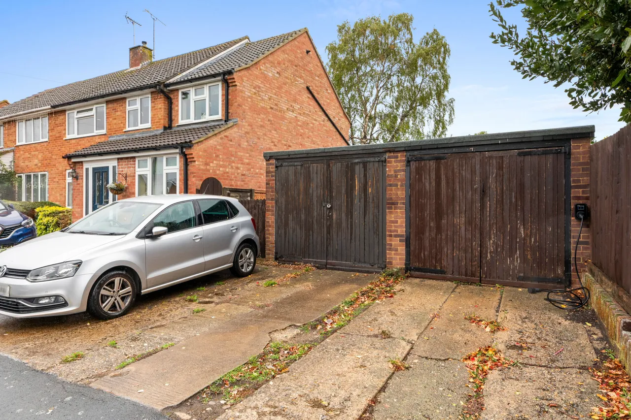 Ingram Avenue, Aylesbury, HP21, photo 12
