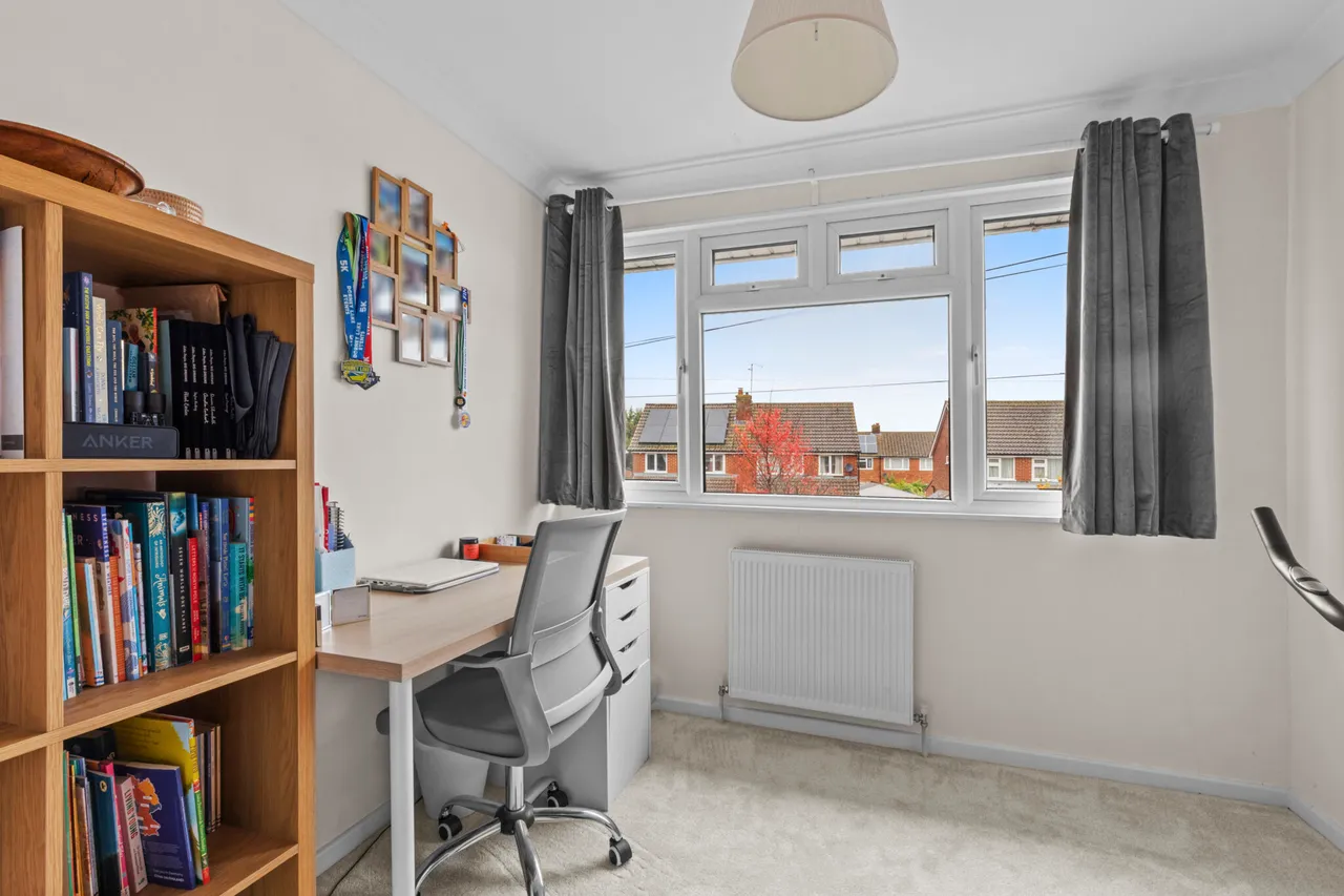 Ingram Avenue, Aylesbury, HP21, photo 9