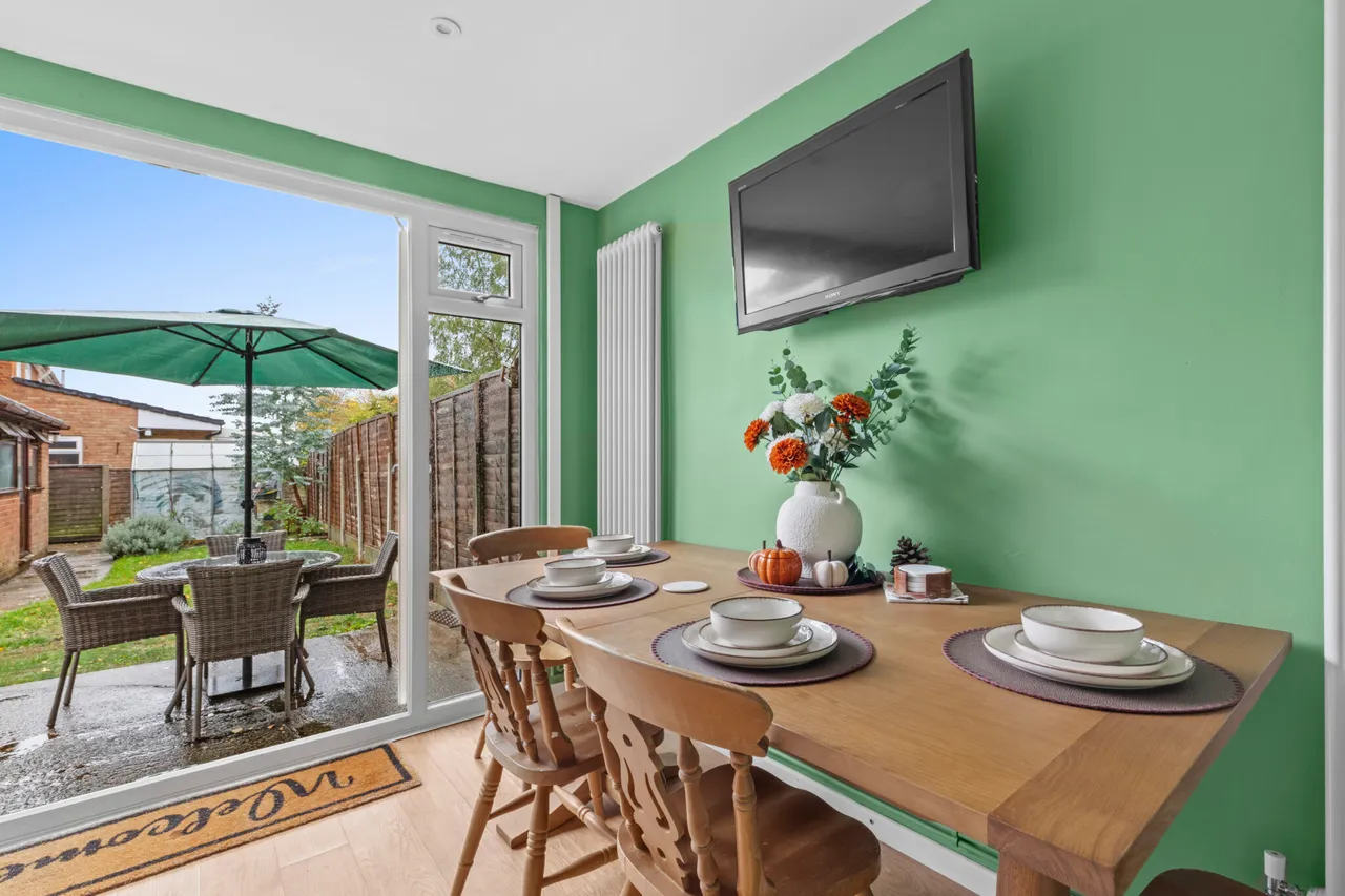 Ingram Avenue, Aylesbury, HP21, photo 6