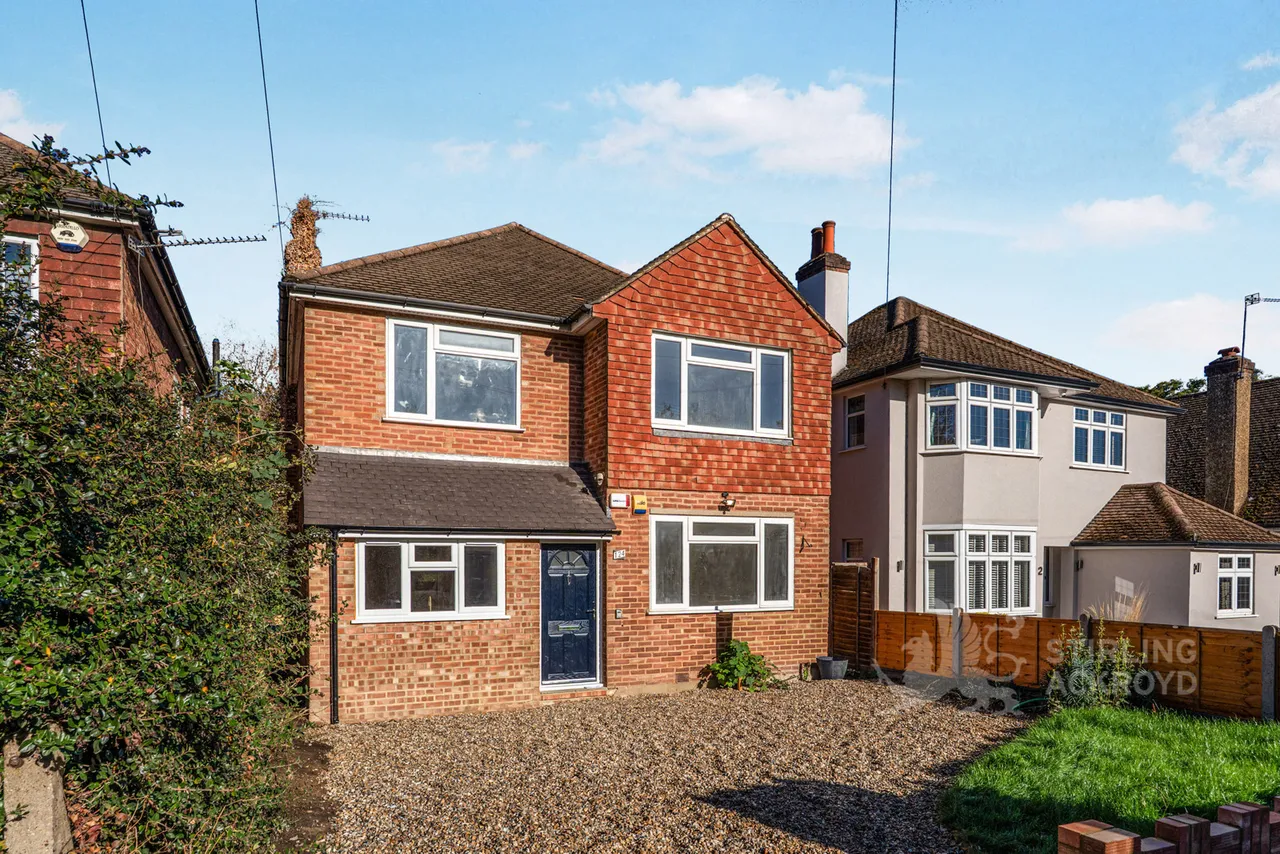 3 bed house to rent, Woodlands Avenue, West Byfleet, KT14