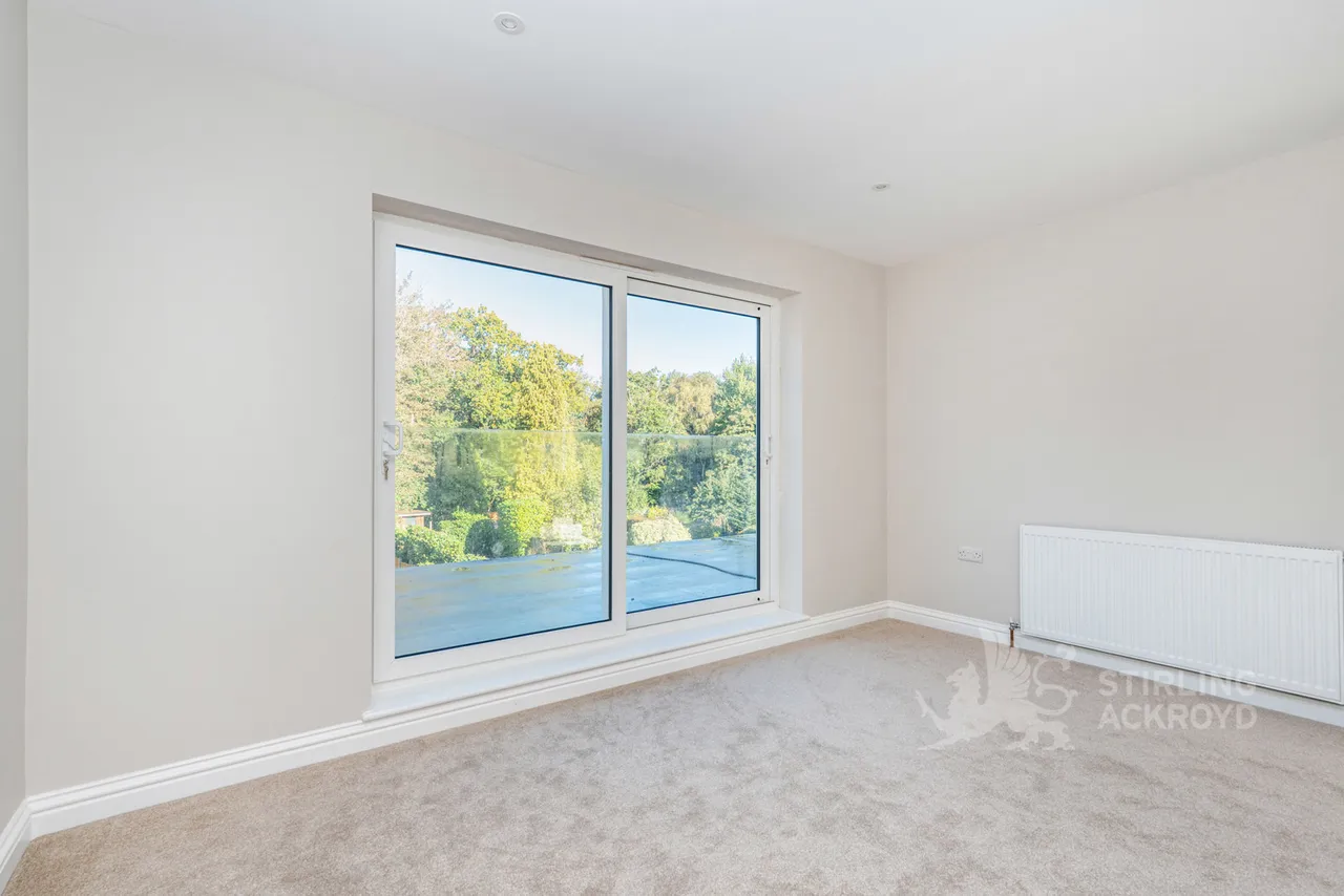 Woodlands Avenue, West Byfleet, KT14, photo 16