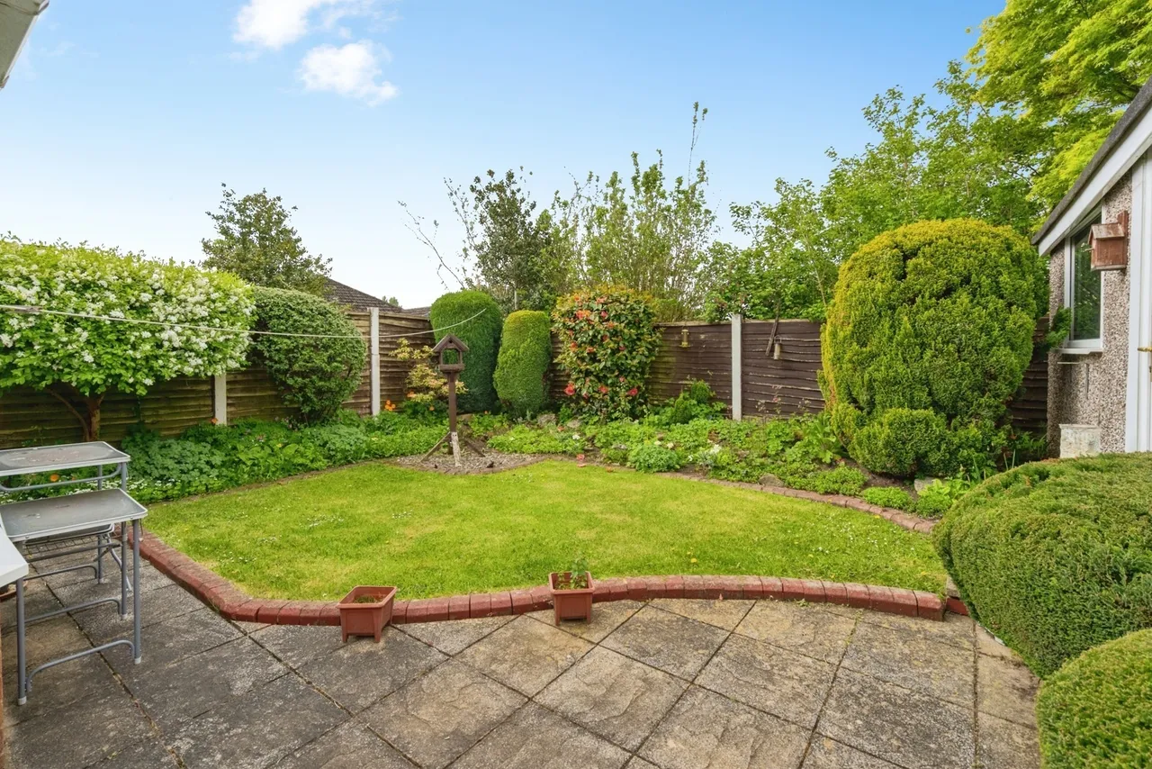 Balmoral Drive, Hindley, WN2, photo 20