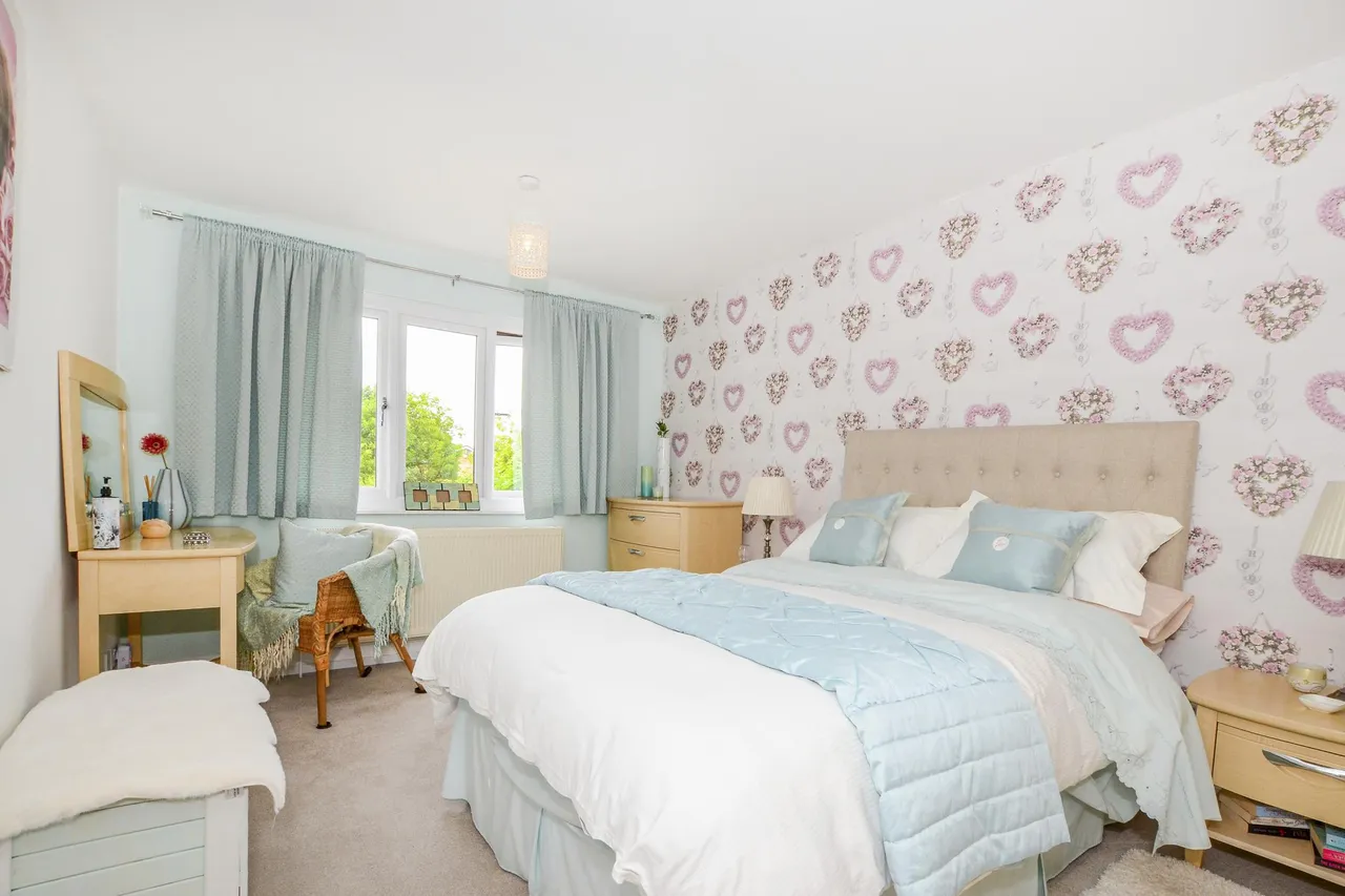 Markyate Road, Luton, LU1, photo 22