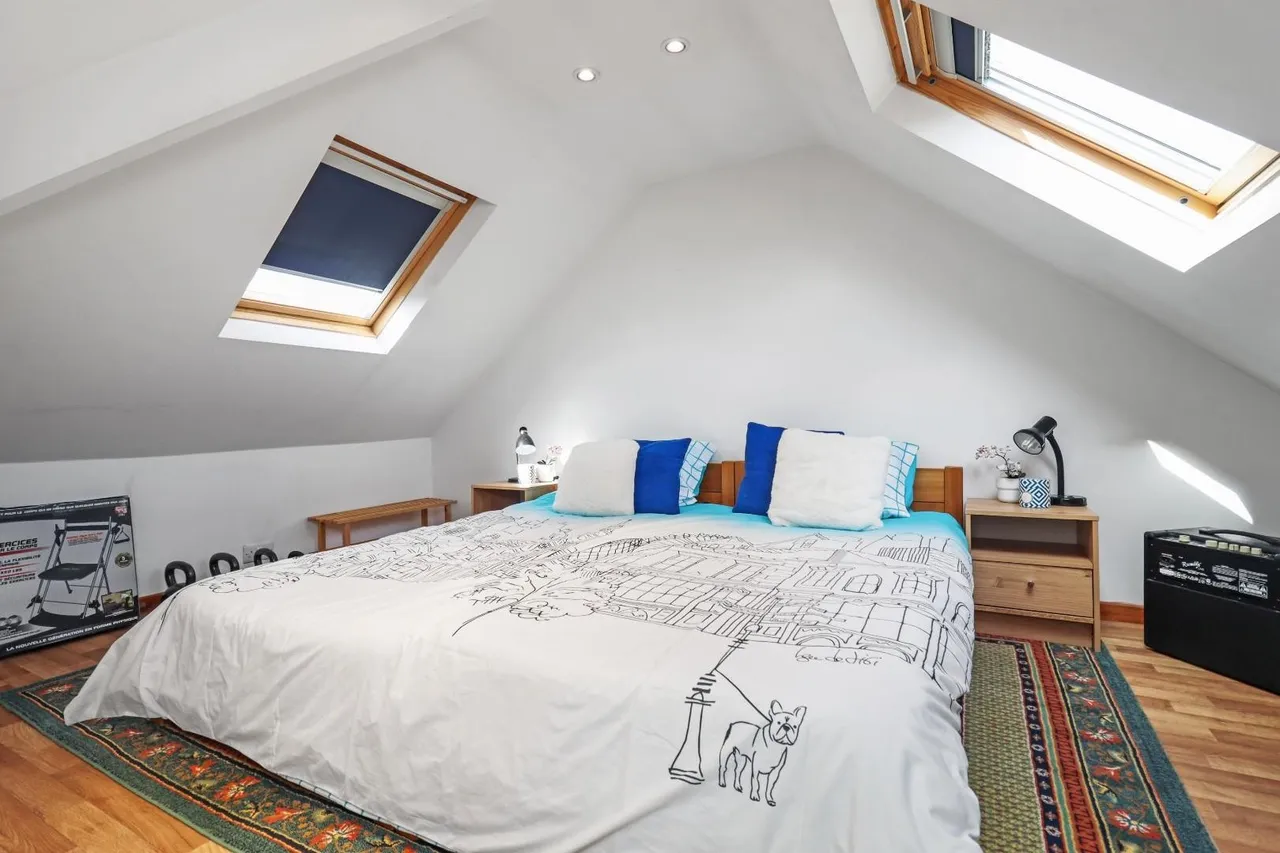 Canterbury Road, Hale, Cheshire WA15 8PL, photo 13