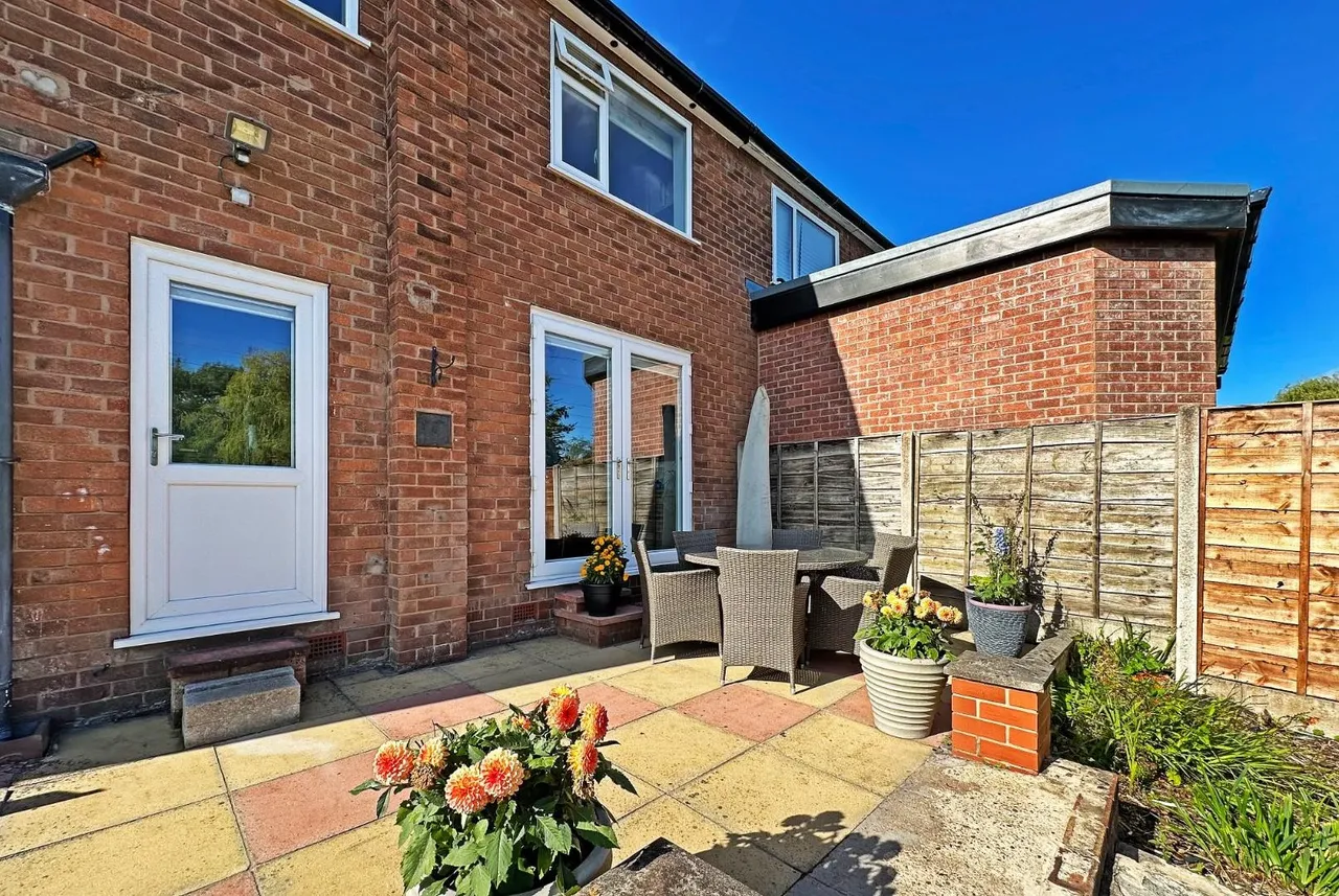 Canterbury Road, Hale, Cheshire WA15 8PL, photo 15
