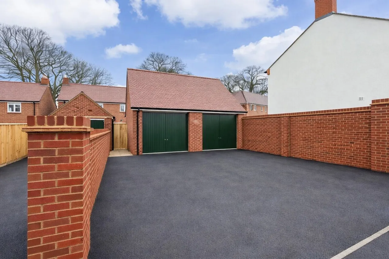 Hoe Lane, North Baddesley, SO52, photo 11