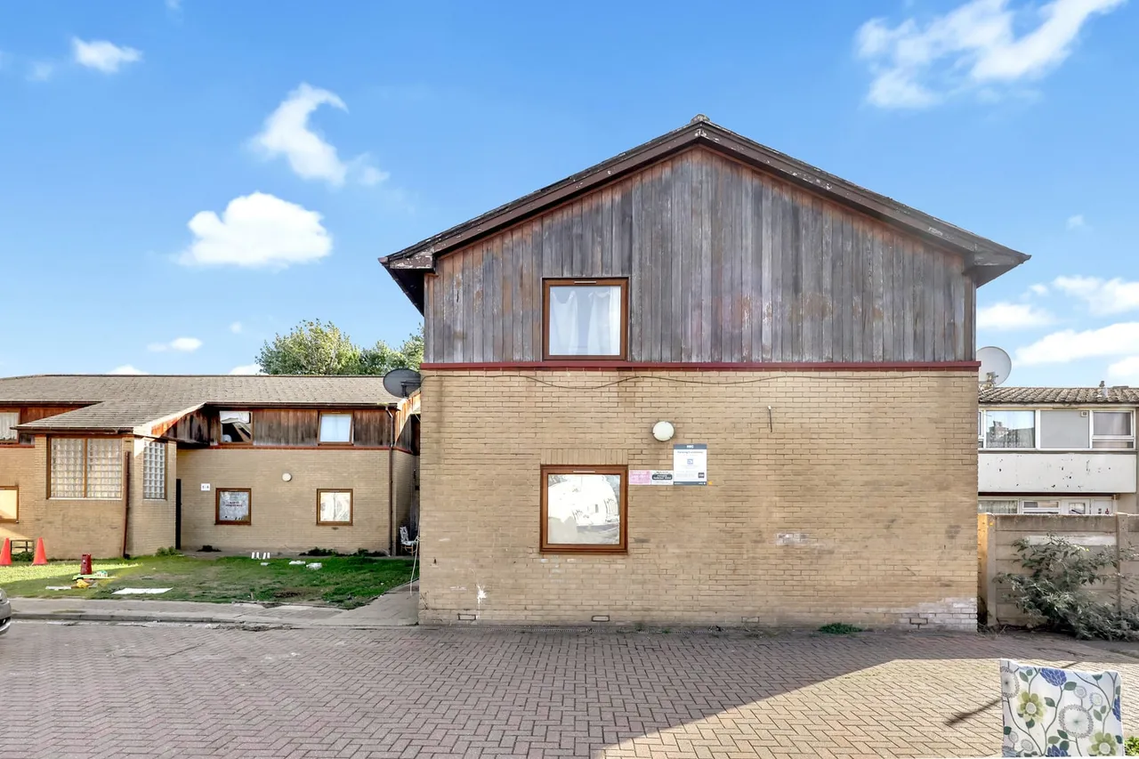Sparsholt Road, Barking, IG11, photo 18