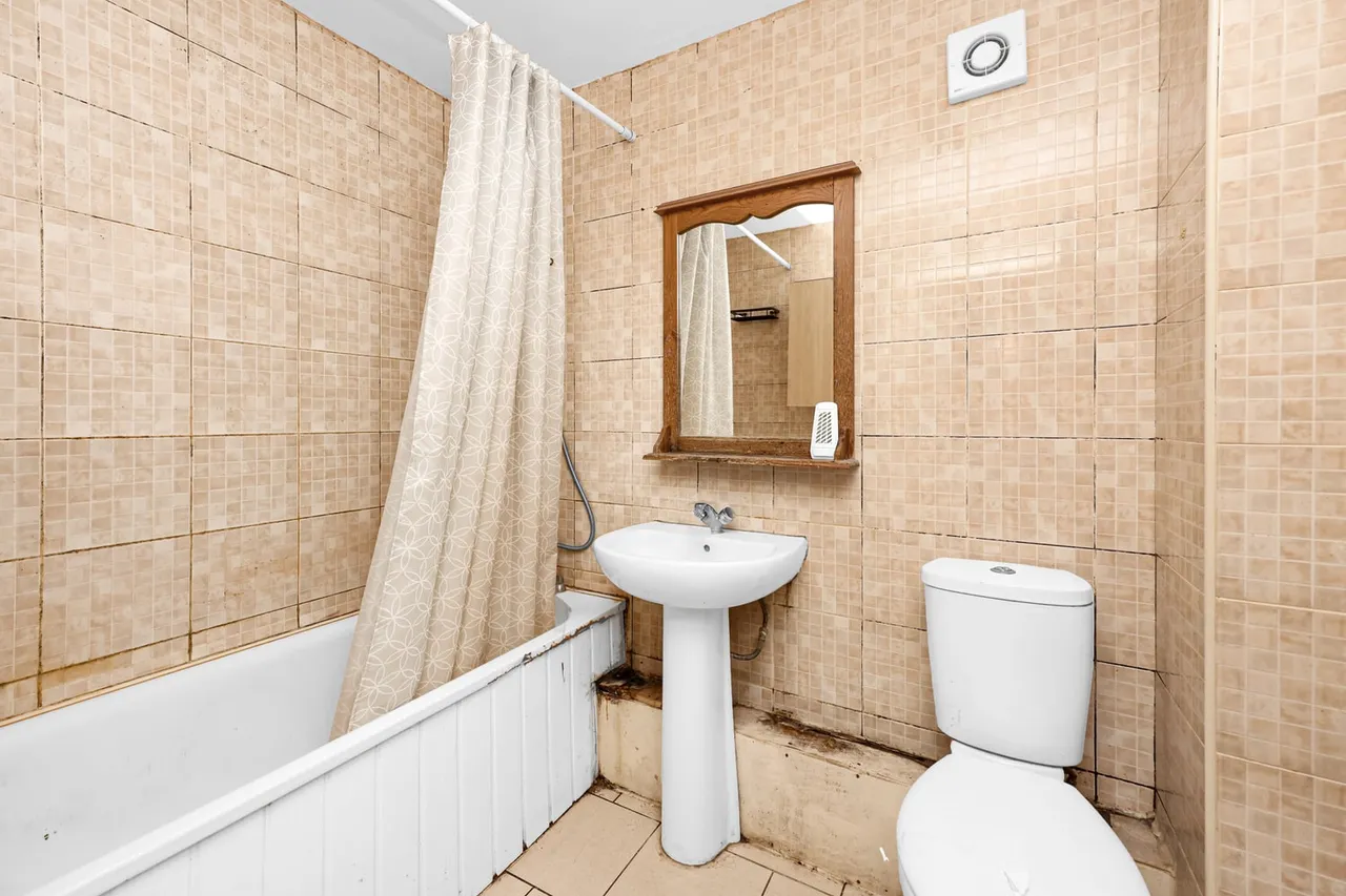 Sparsholt Road, Barking, IG11, photo 17
