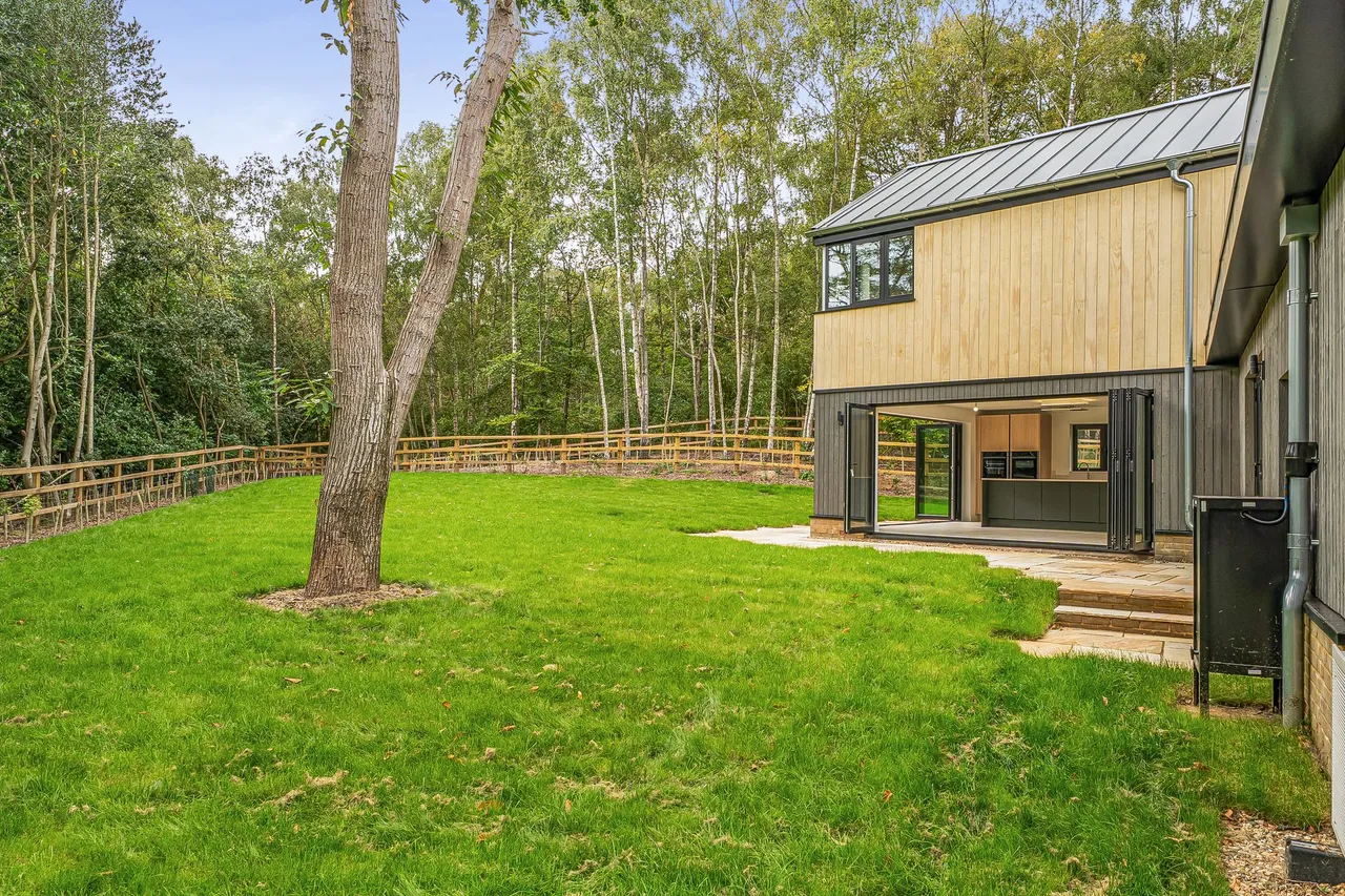 Waltham Park Road, Pulborough, RH20, photo 6