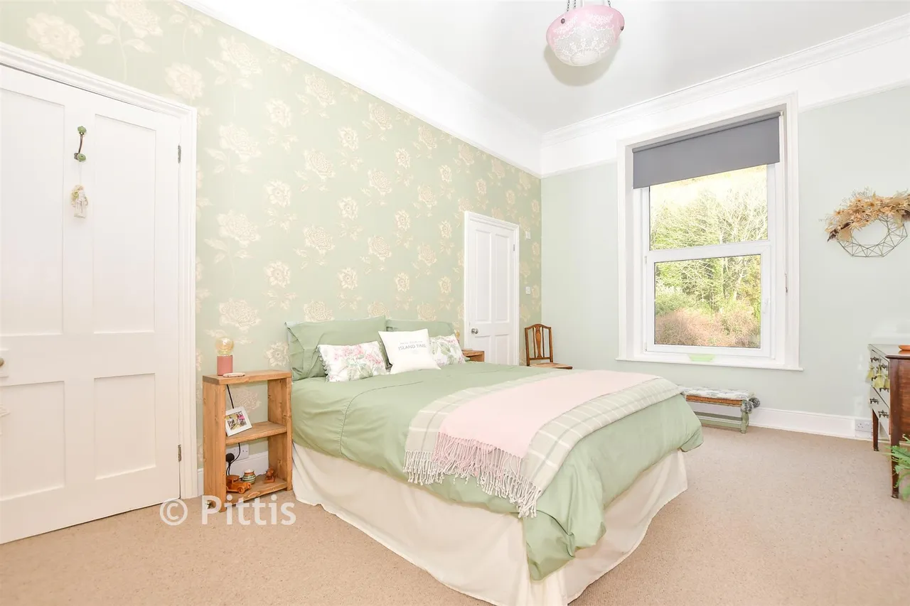 St. Boniface Road, Ventnor, PO38, photo 6