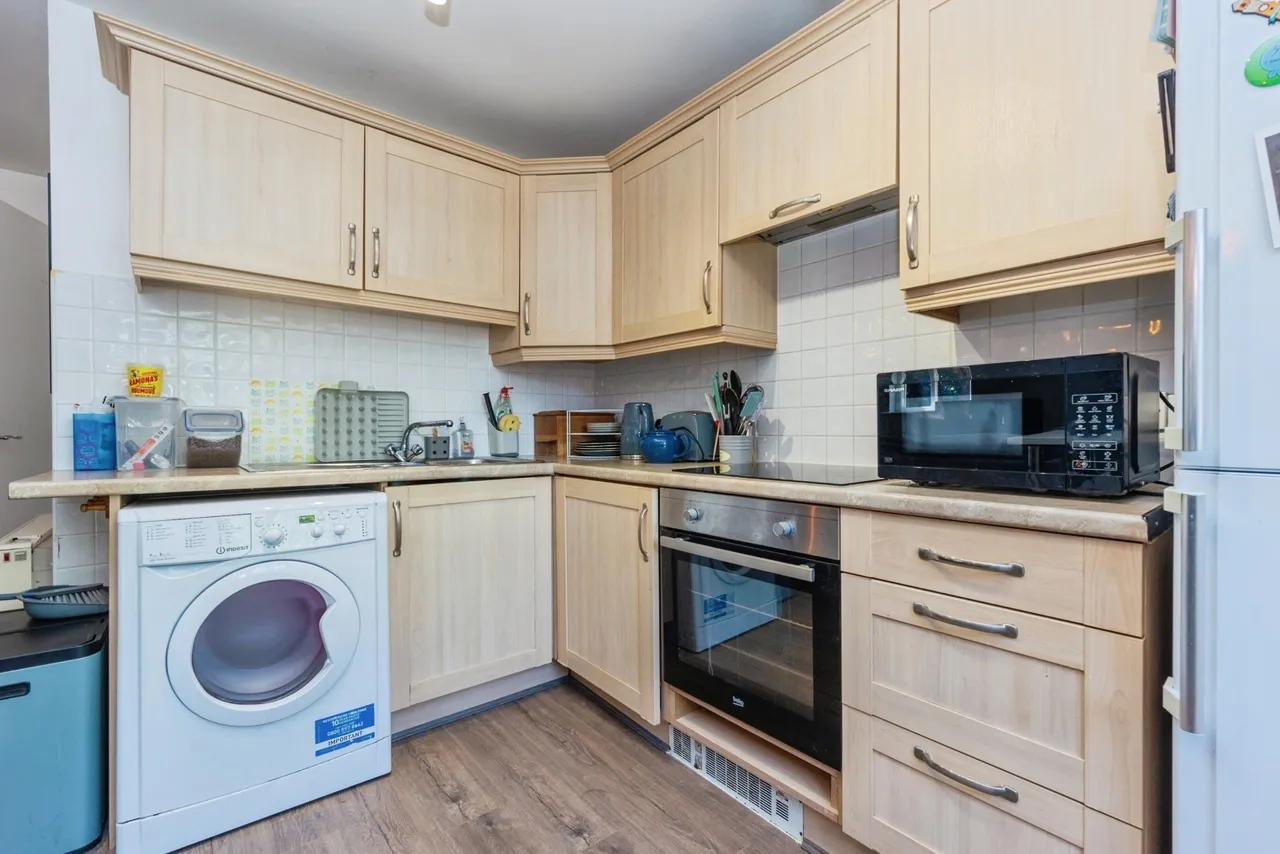 Marland Way, Stretford, M32, photo 6