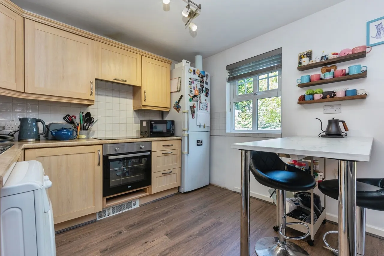 Marland Way, Stretford, M32, photo 5