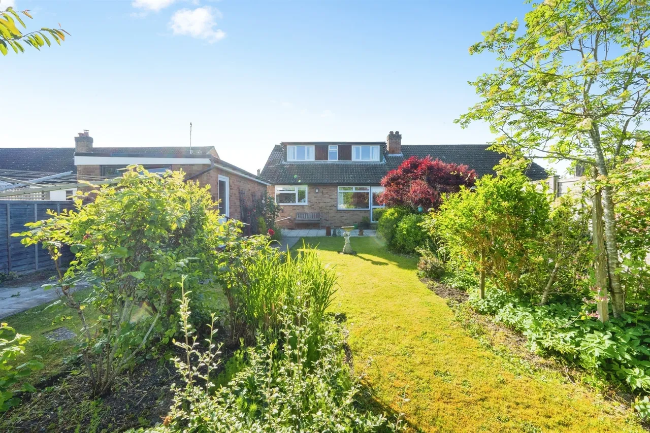 The Cedars, Wendover, HP22, photo 23