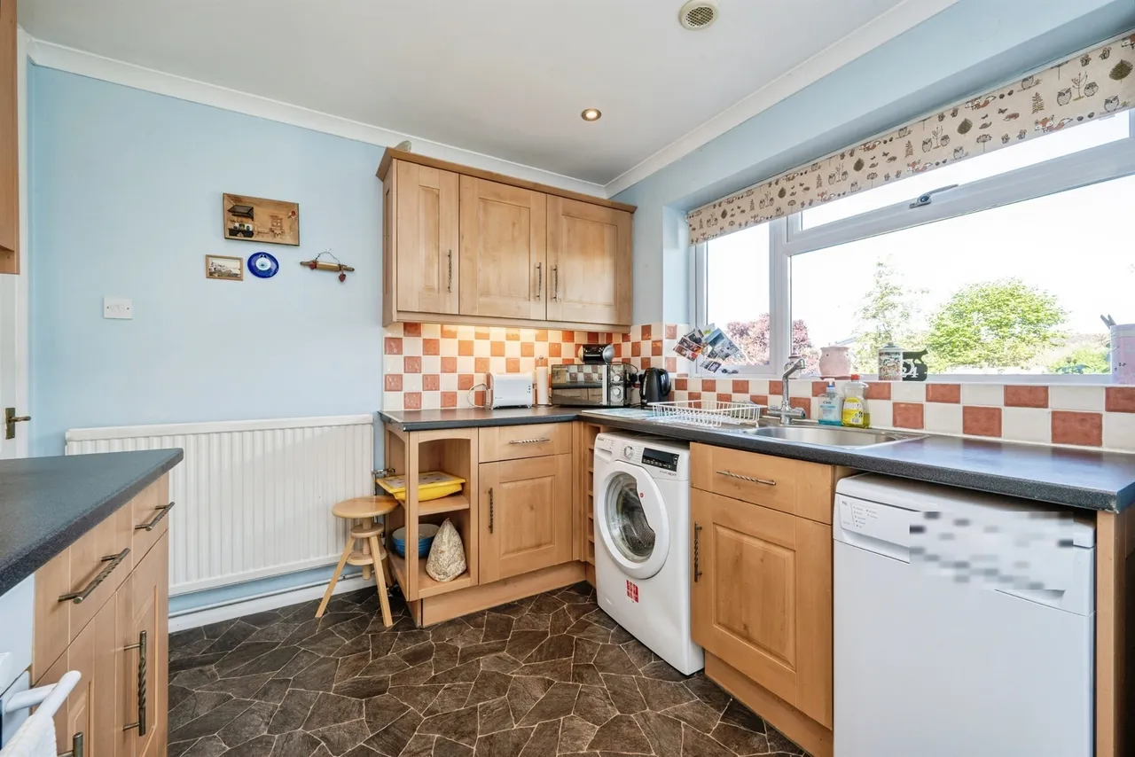 The Cedars, Wendover, HP22, photo 8