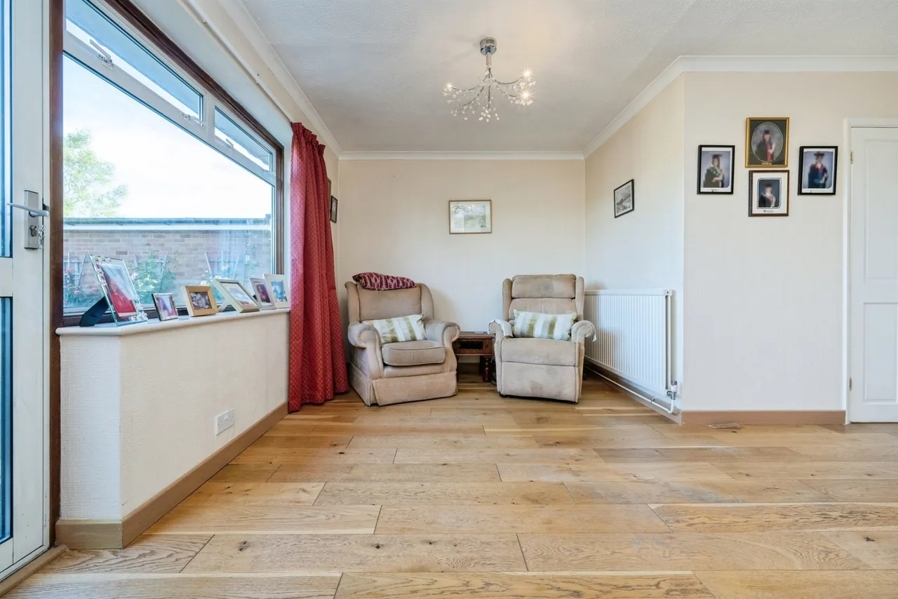 The Cedars, Wendover, HP22, photo 4