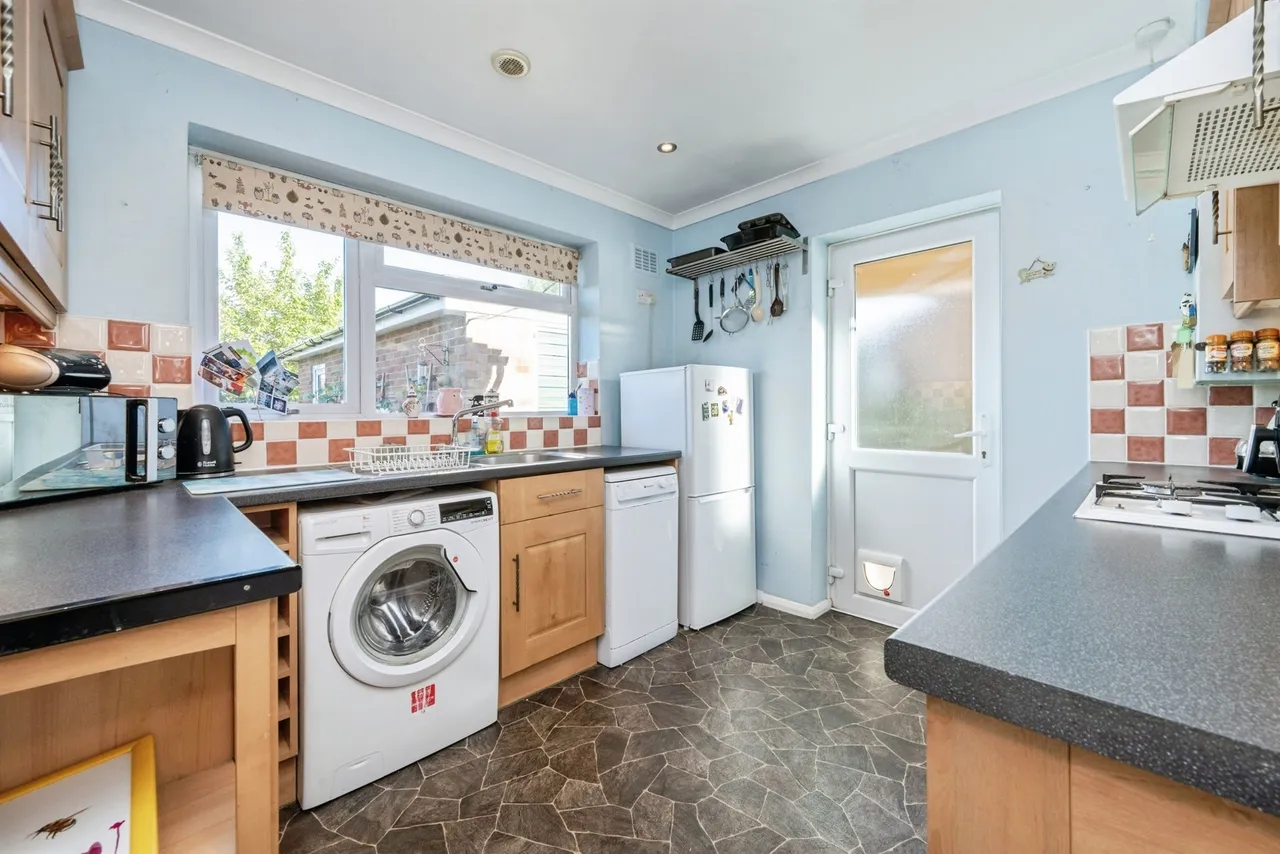 The Cedars, Wendover, HP22, photo 9