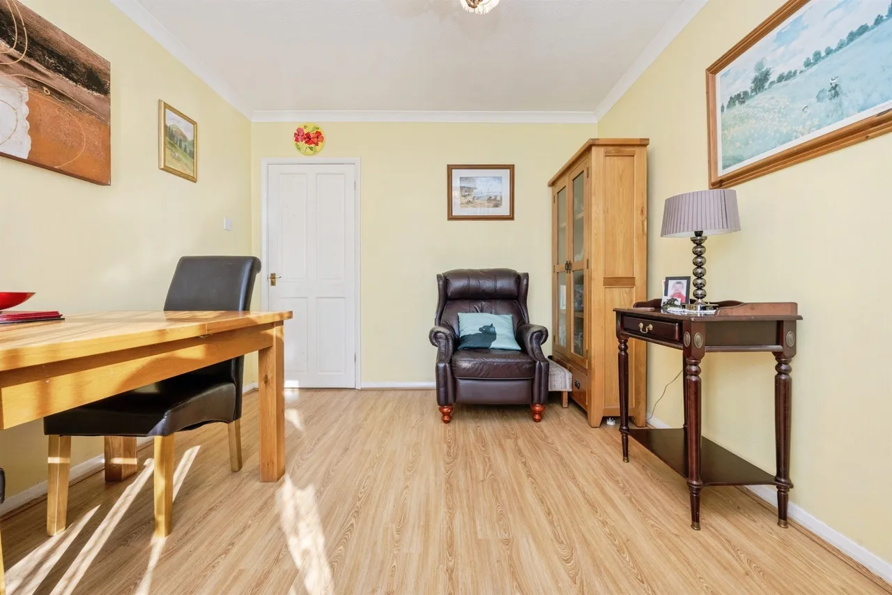 The Cedars, Wendover, HP22, photo 11