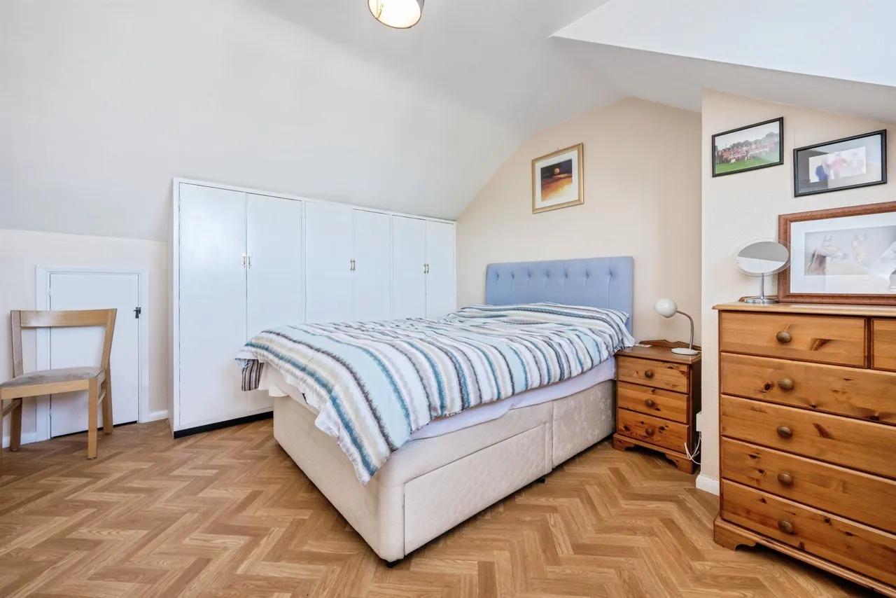 The Cedars, Wendover, HP22, photo 19