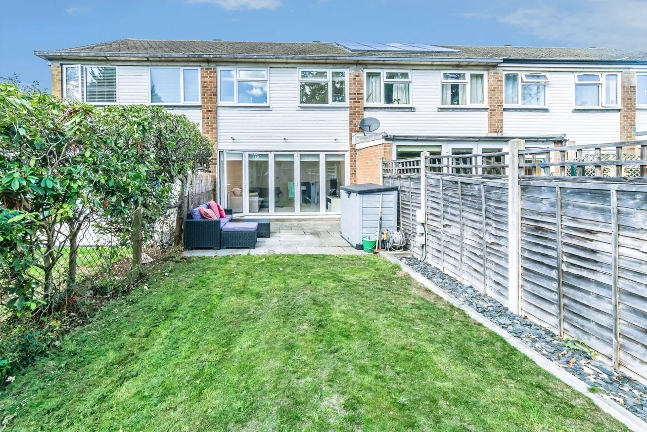 Windmill Close, Caterham, CR3, photo 13