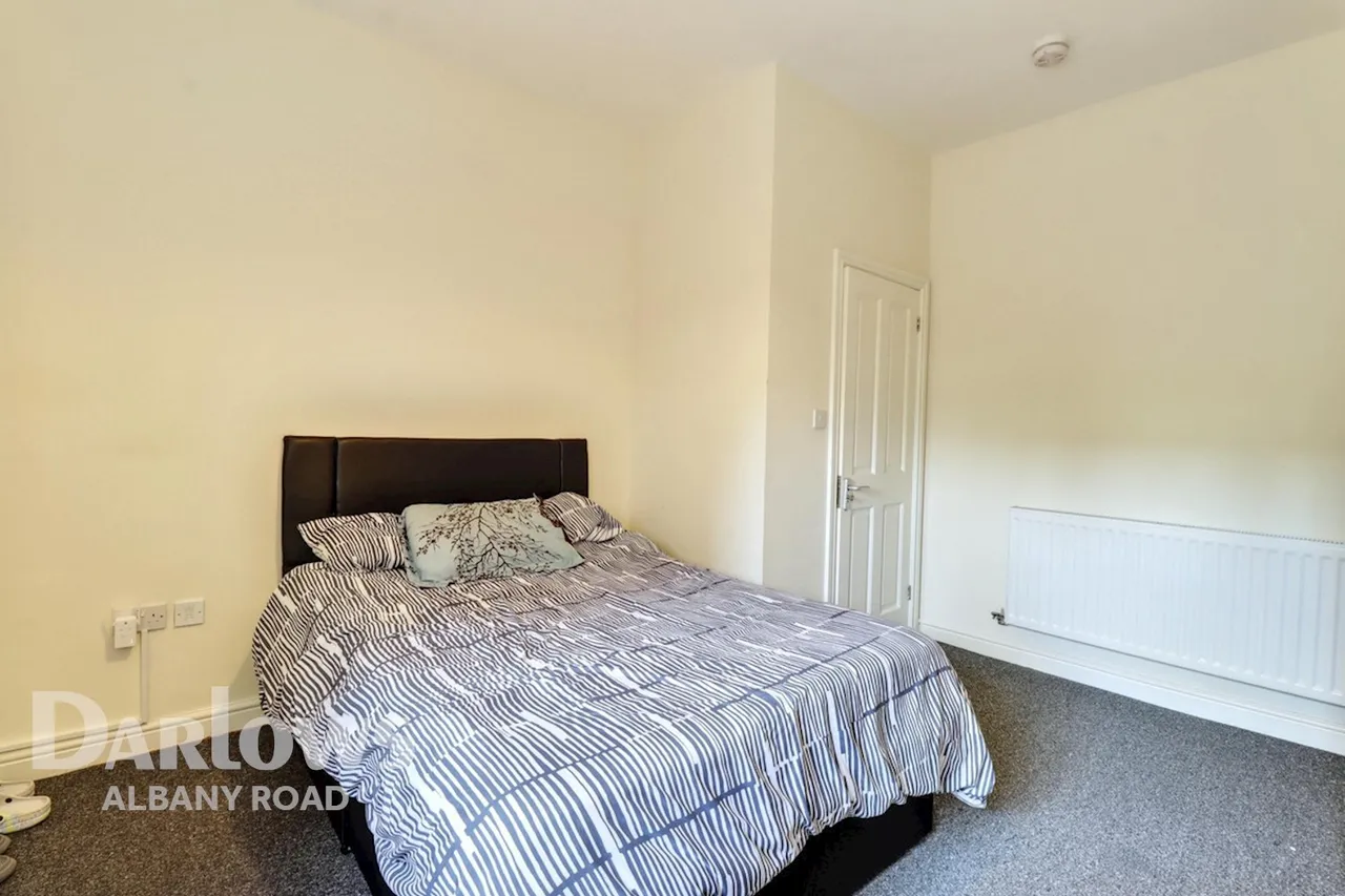 Connaught Road, Cardiff, photo 5