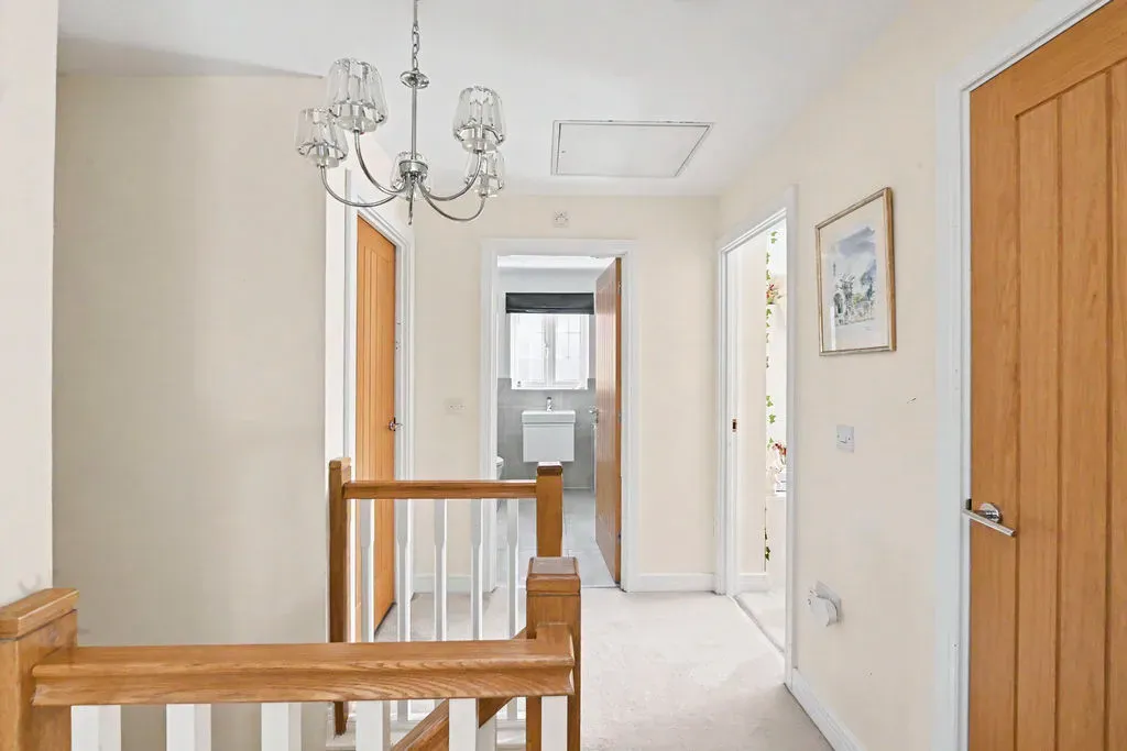 Chapel Drive, Aston Clinton, Buckinghamshire, HP22 5EN, photo 16