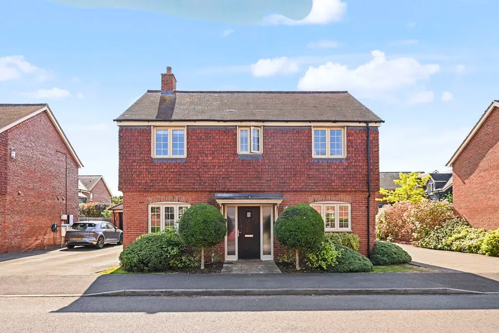 4 bed house for sale — Chapel Drive, Aston Clinton, Buckinghamshire, HP22 5EN
