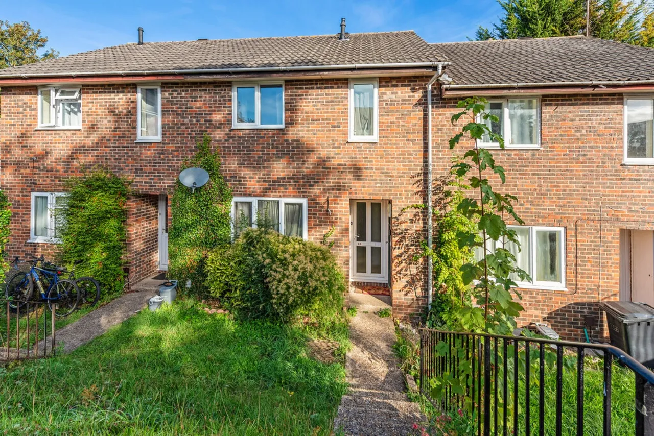 Badger Farm, Winchester, SO22, photo 2