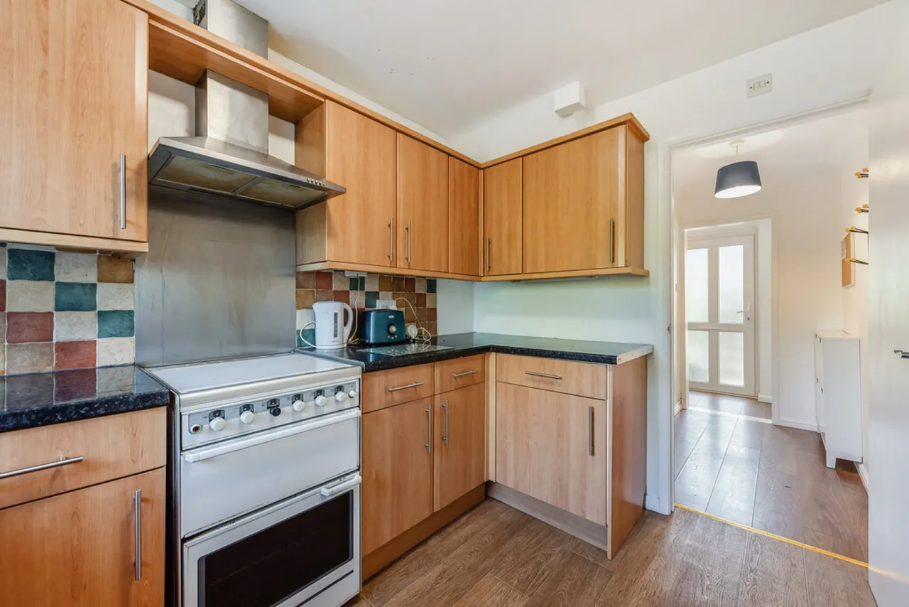 Badger Farm, Winchester, SO22, photo 5