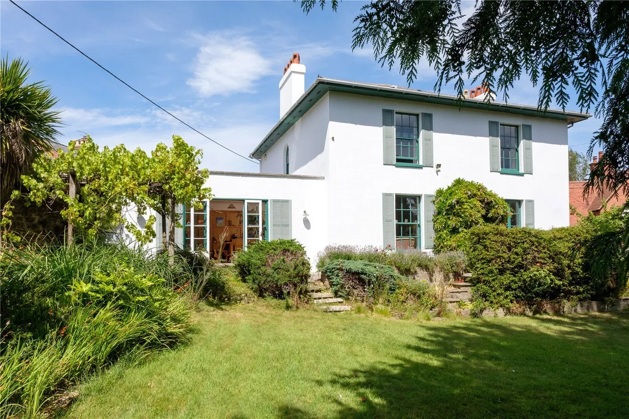 4 bed house for sale, St. Andrews Road, Bridport, DT6