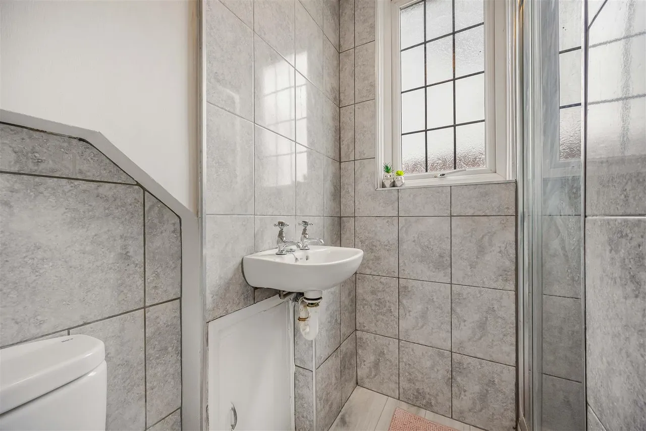Bath Road, Sonning, RG4, photo 23