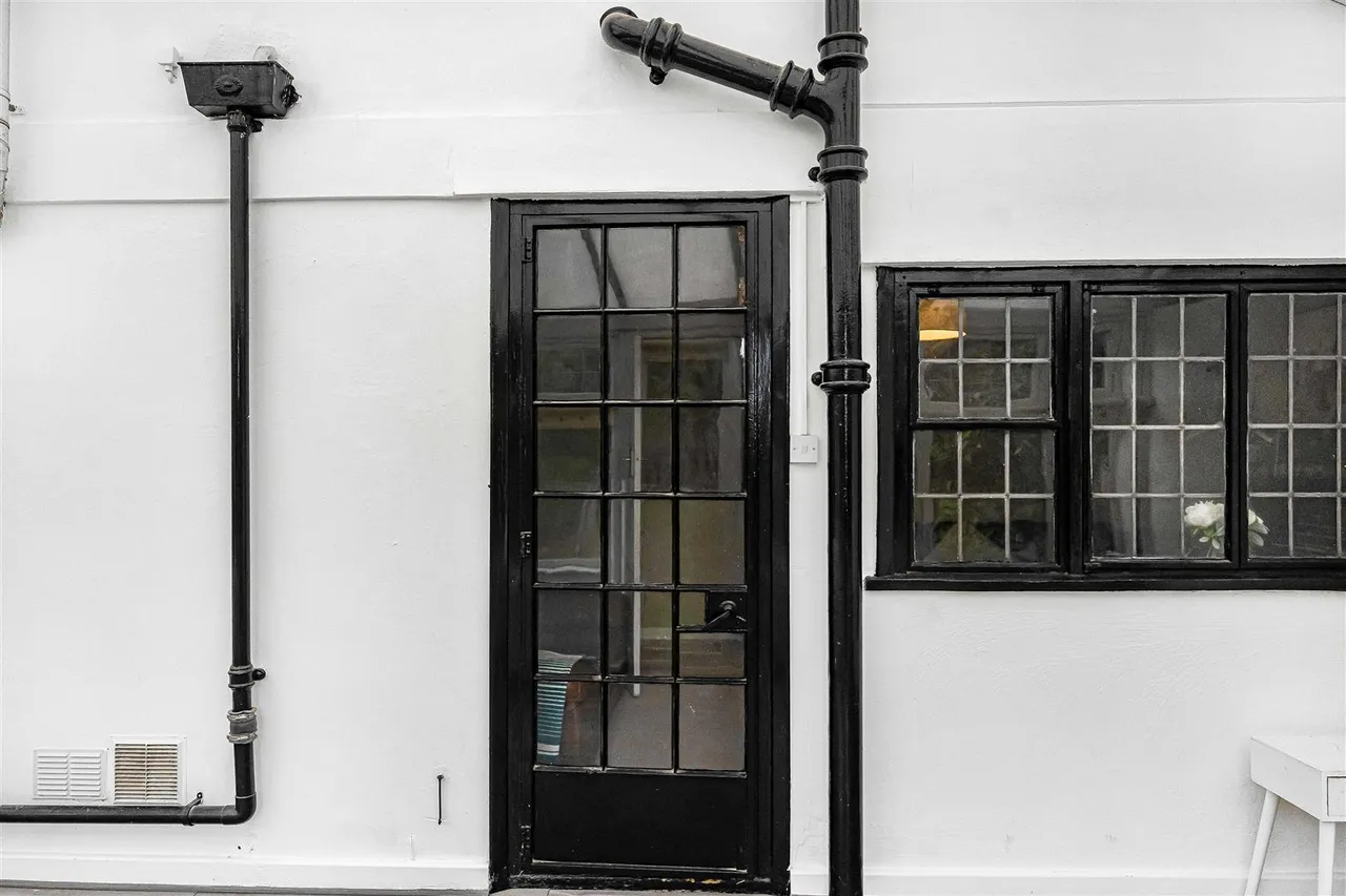 Bath Road, Sonning, RG4, photo 27
