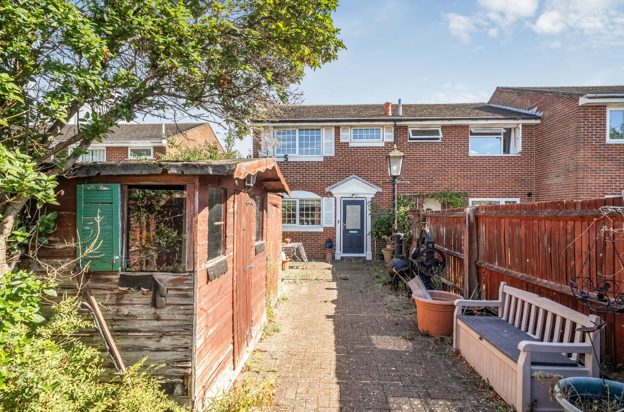 3 bed house for sale, Janaway Gardens, St Denys, SO17