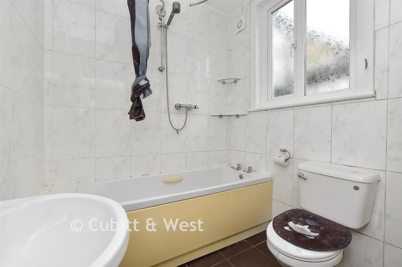 Woodcote Mews, Wallington, SM6, photo 8