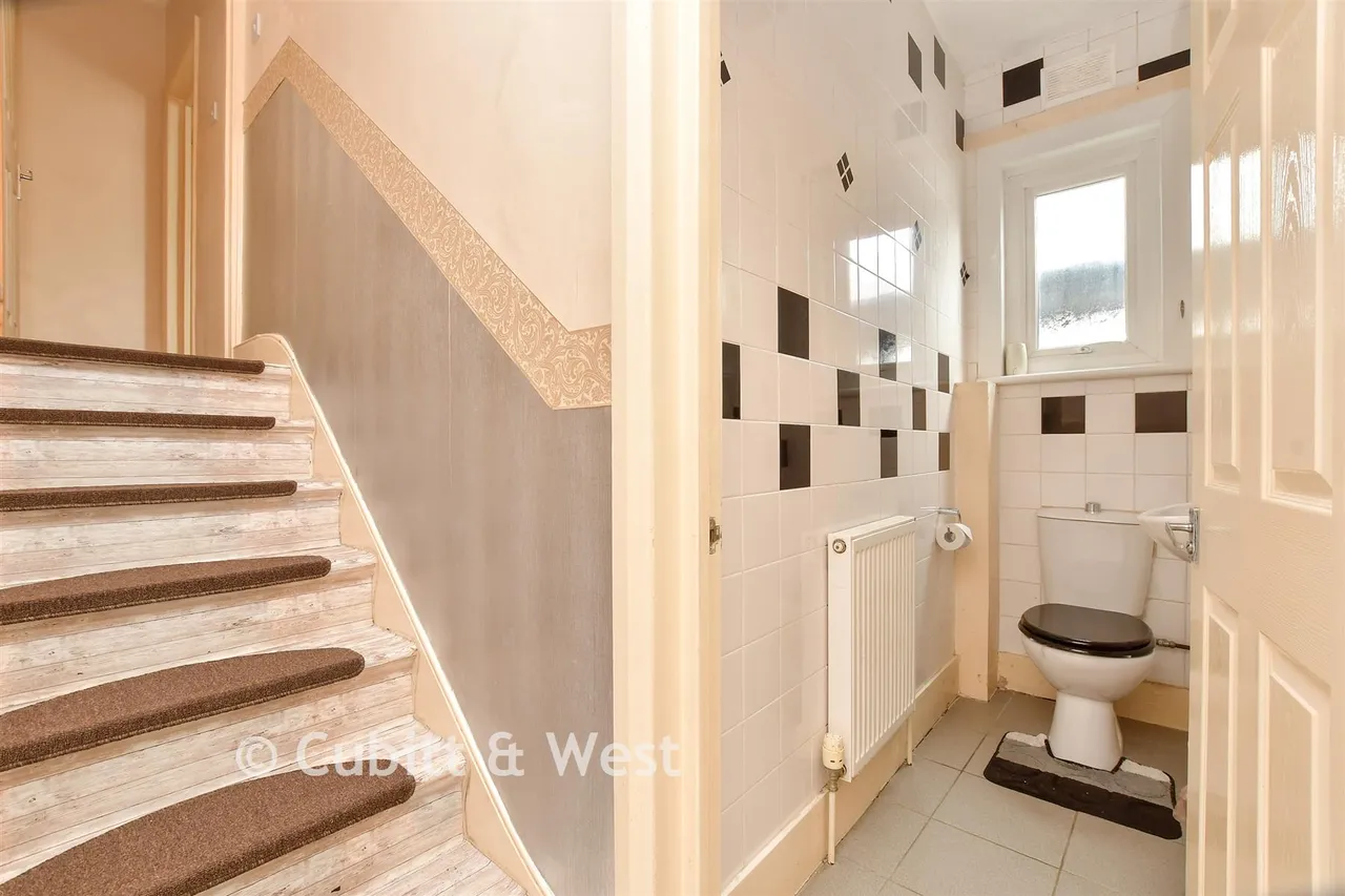Woodcote Mews, Wallington, SM6, photo 12