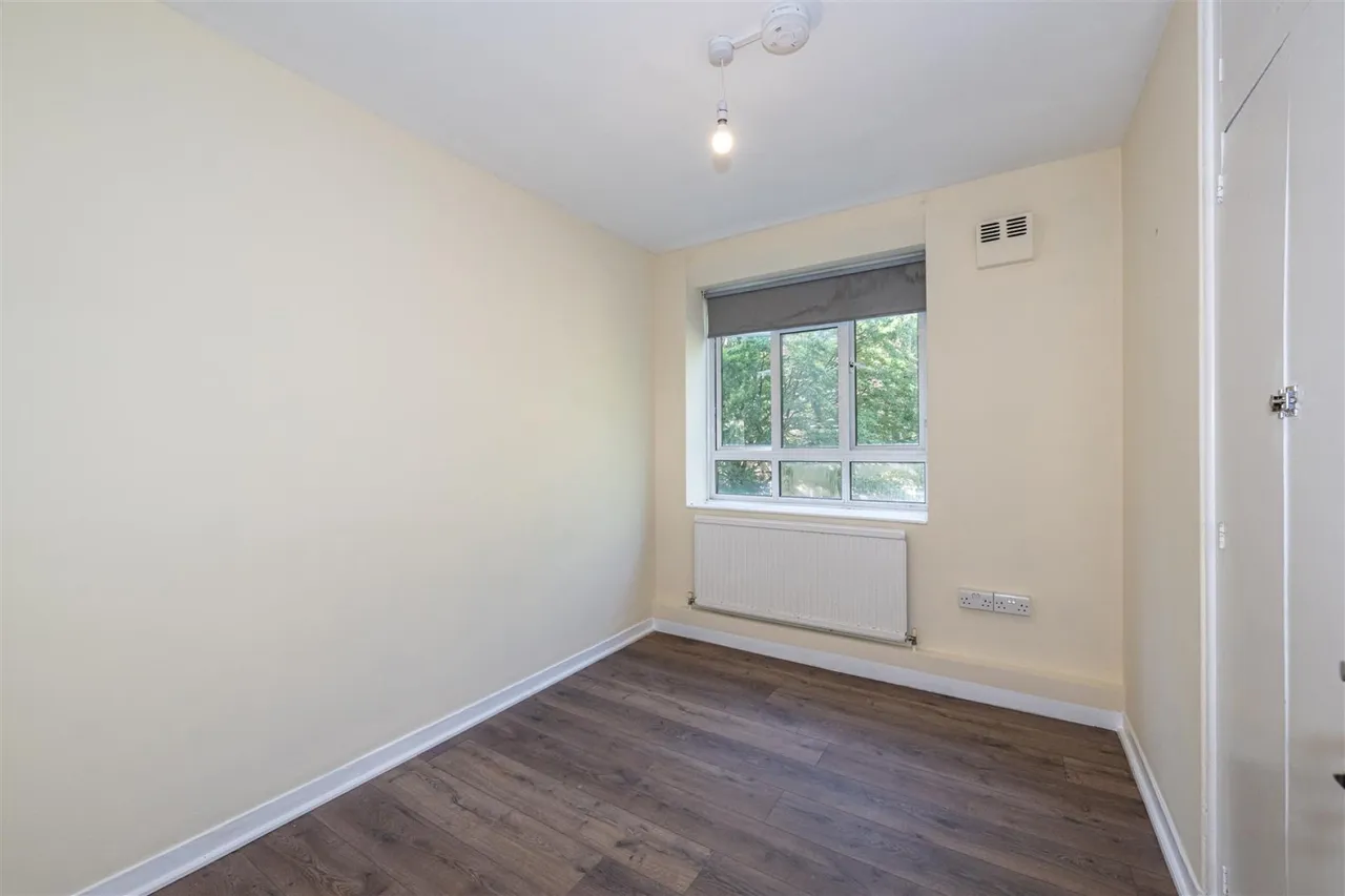 Wolfe House, White City, W12, photo 12