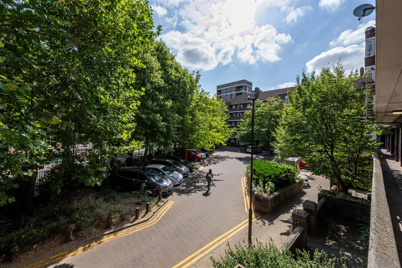 Wolfe House, White City, W12, photo 8