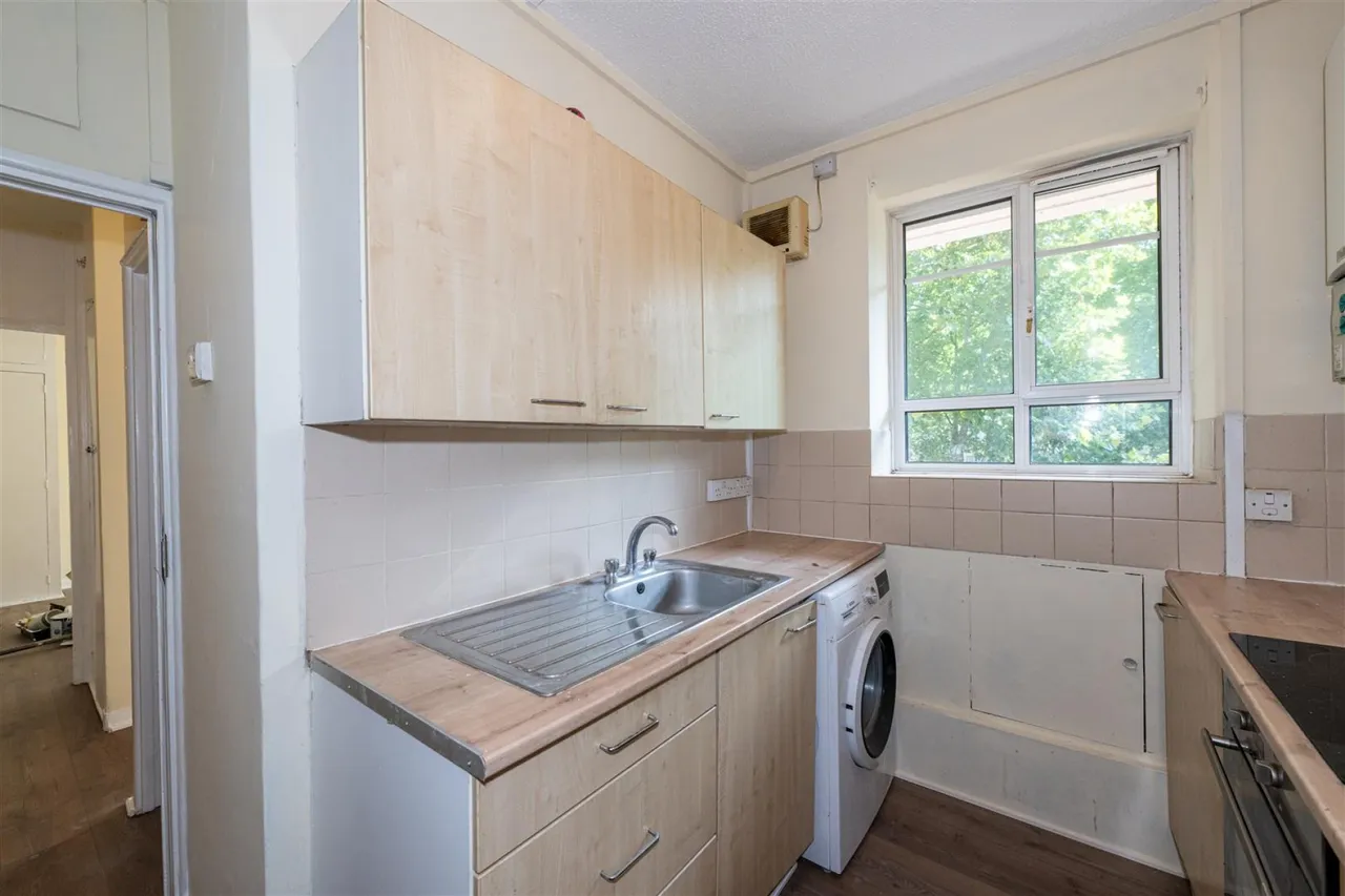 Wolfe House, White City, W12, photo 6