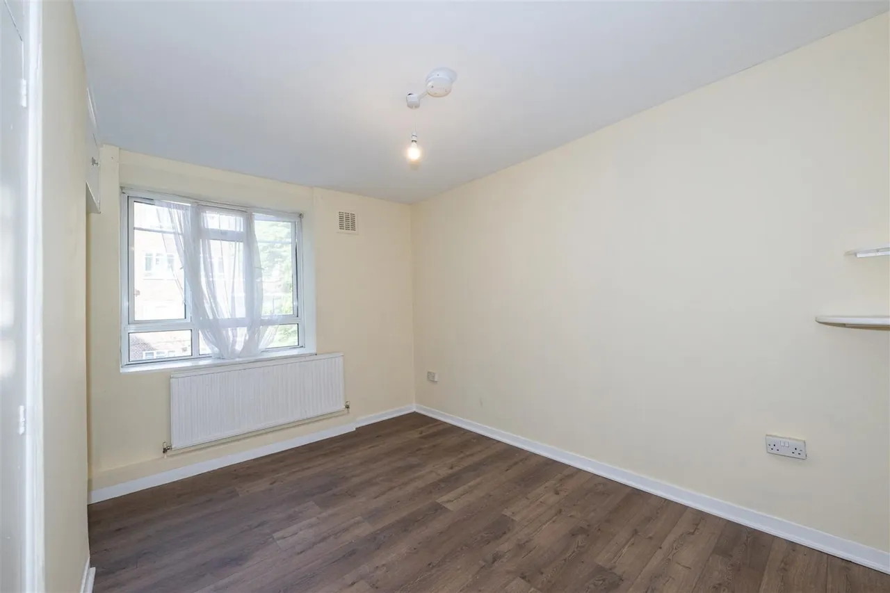 Wolfe House, White City, W12, photo 9