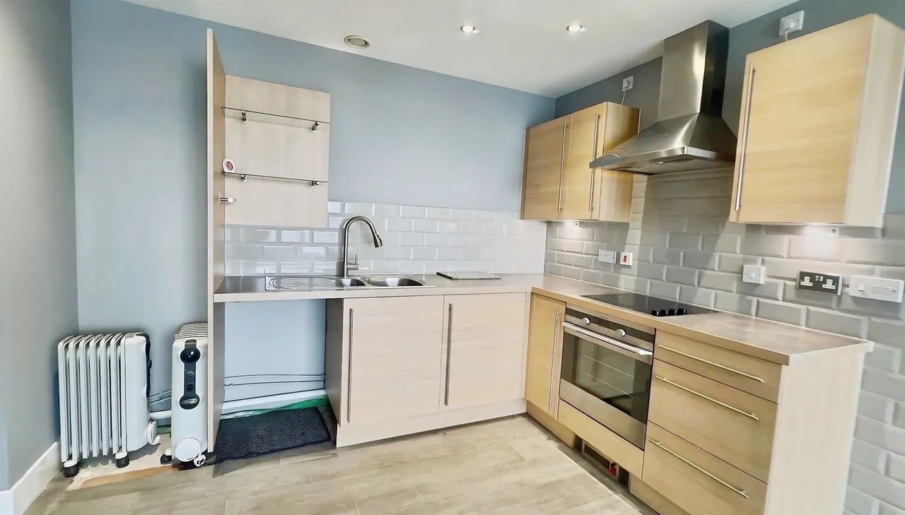 Ferry Court, Cardiff, CF11, photo 3
