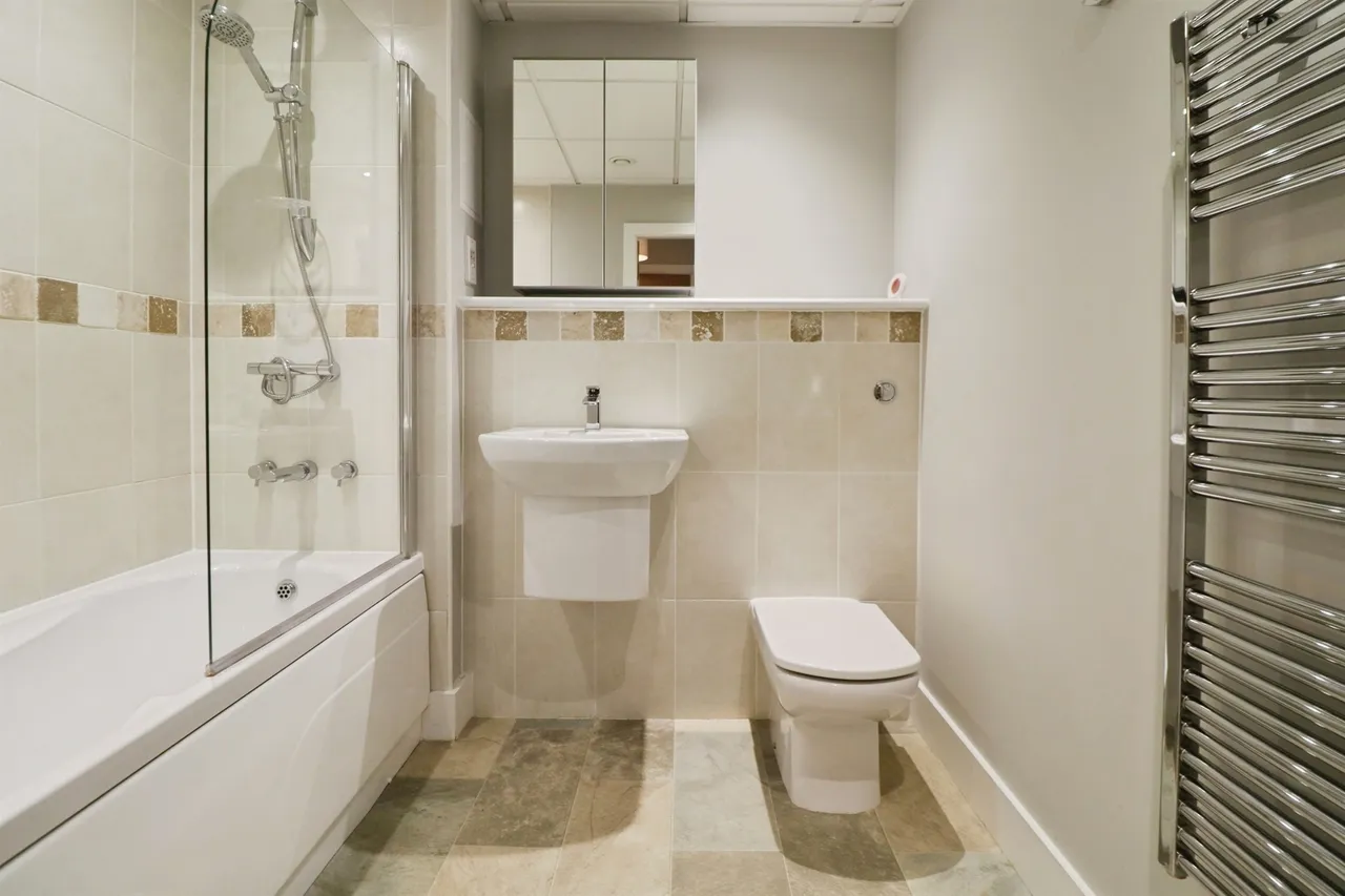 Ferry Court, Cardiff, CF11, photo 9