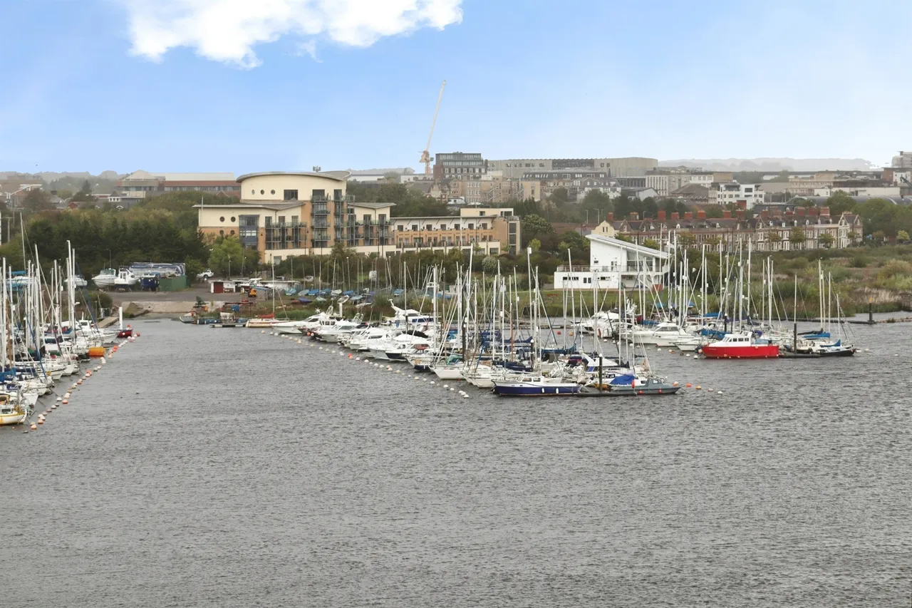 Ferry Court, Cardiff, CF11, photo 12