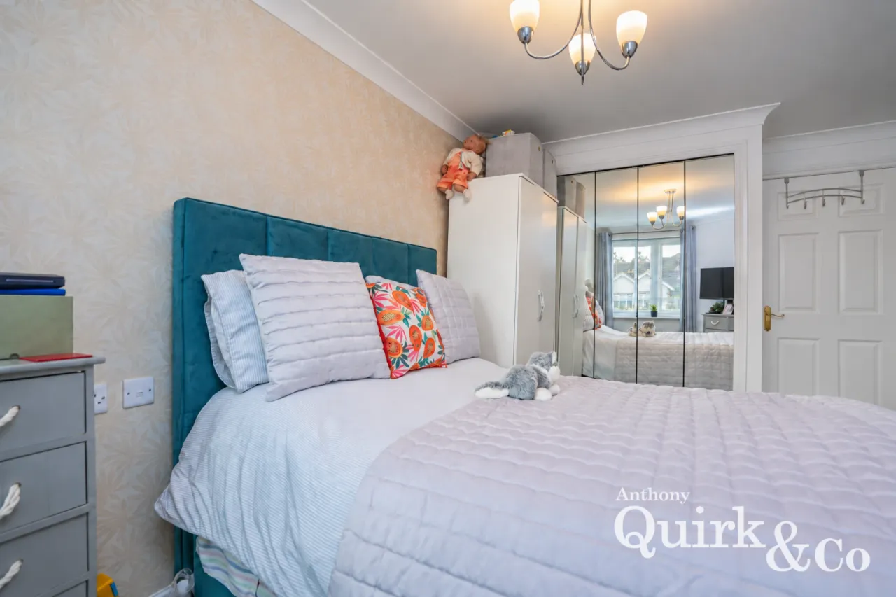 London Road, Benfleet, SS7, photo 8