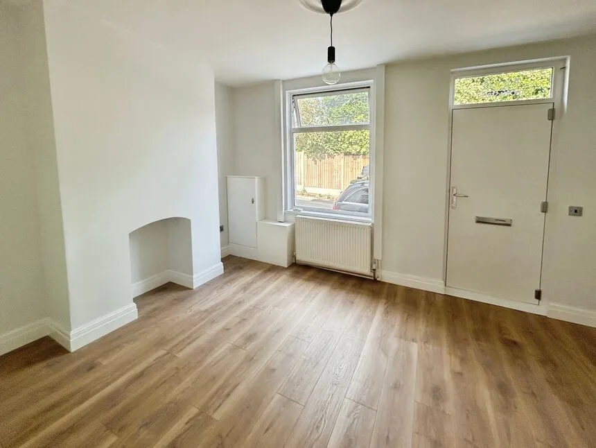 Thorn Street, Woodville, Derbyshire, DE11, photo 5
