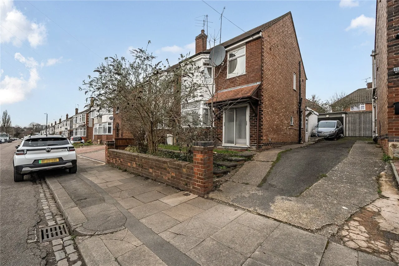 3 bed property for sale — Cecily Road, Coventry, West Midlands, CV3