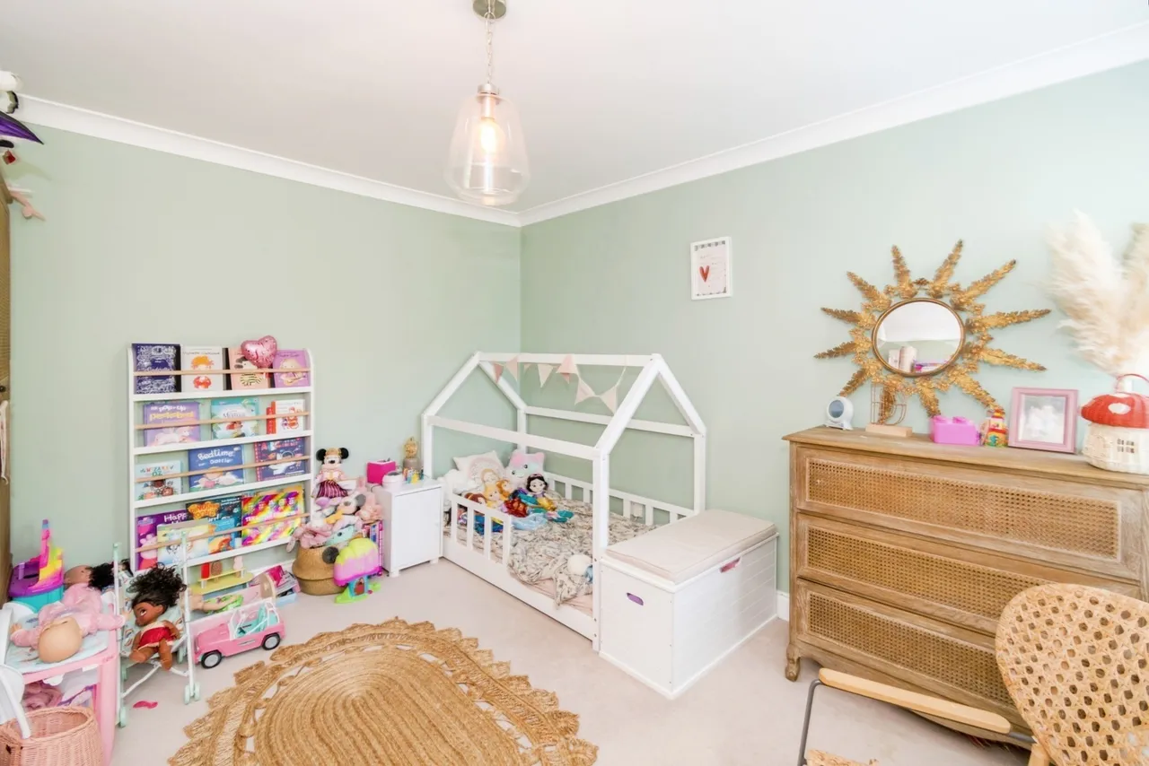 Princes Crescent, Lyndhurst, SO43, photo 8