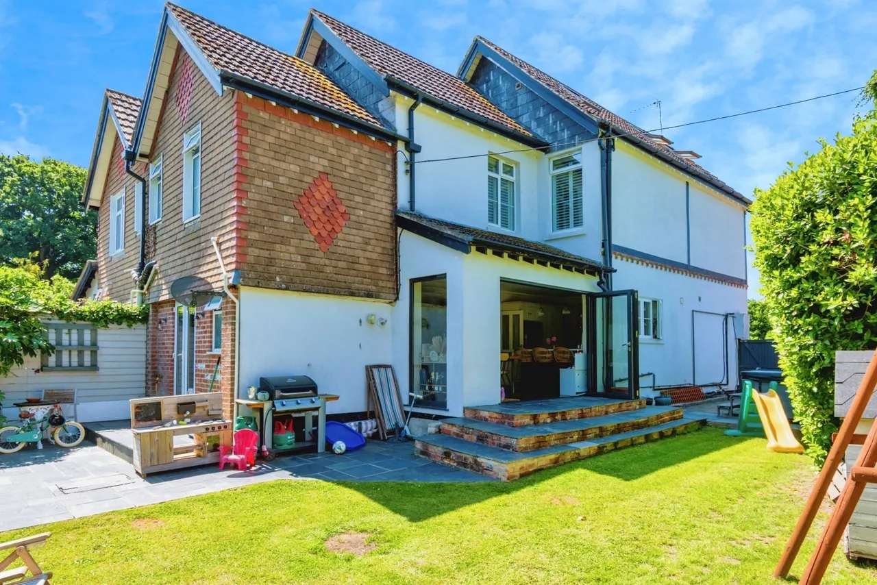 Princes Crescent, Lyndhurst, SO43, photo 6