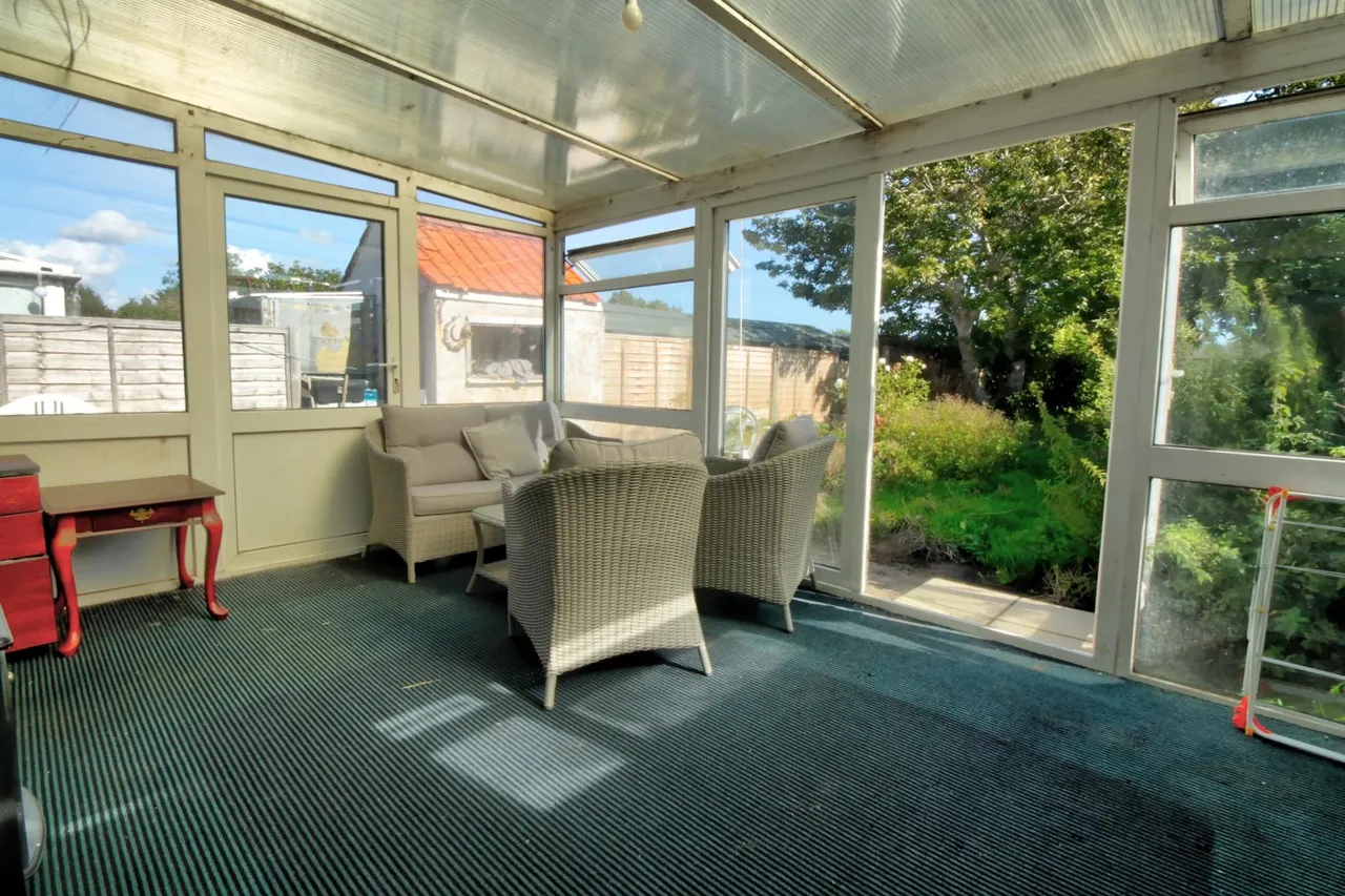 Flansham Lane, Bognor Regis, PO22, photo 2