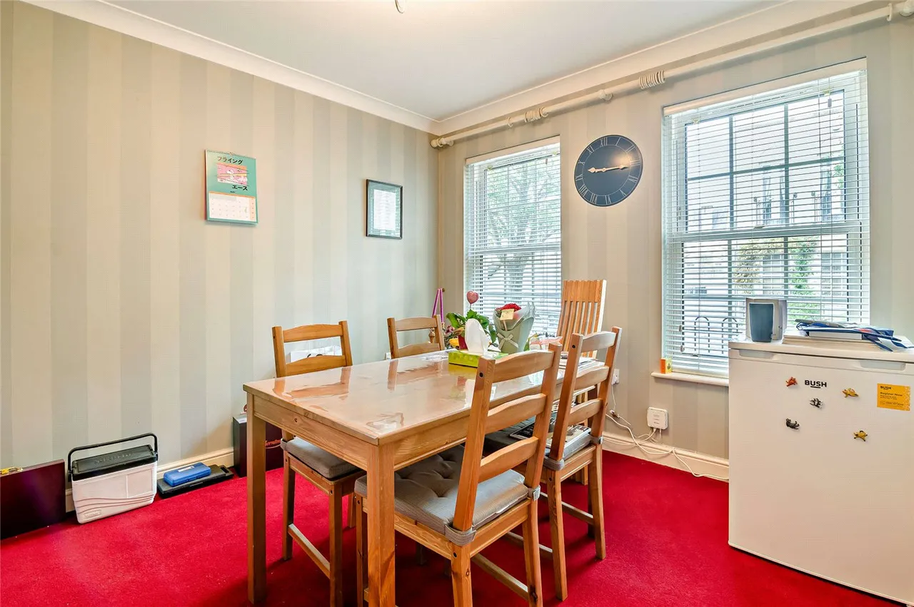 Horstmann Close, Bath, Somerset, BA1, photo 4