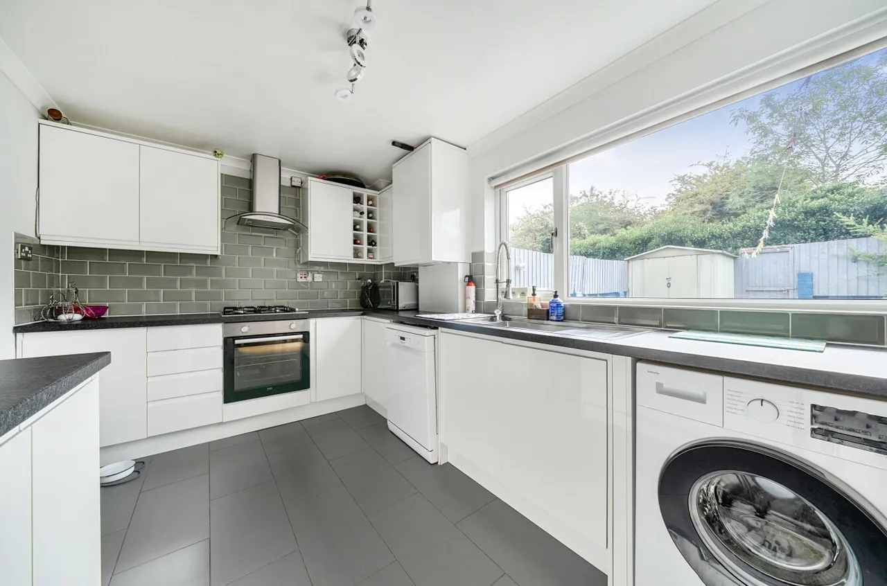 Ingress Gardens, Greenhithe, DA9, photo 11